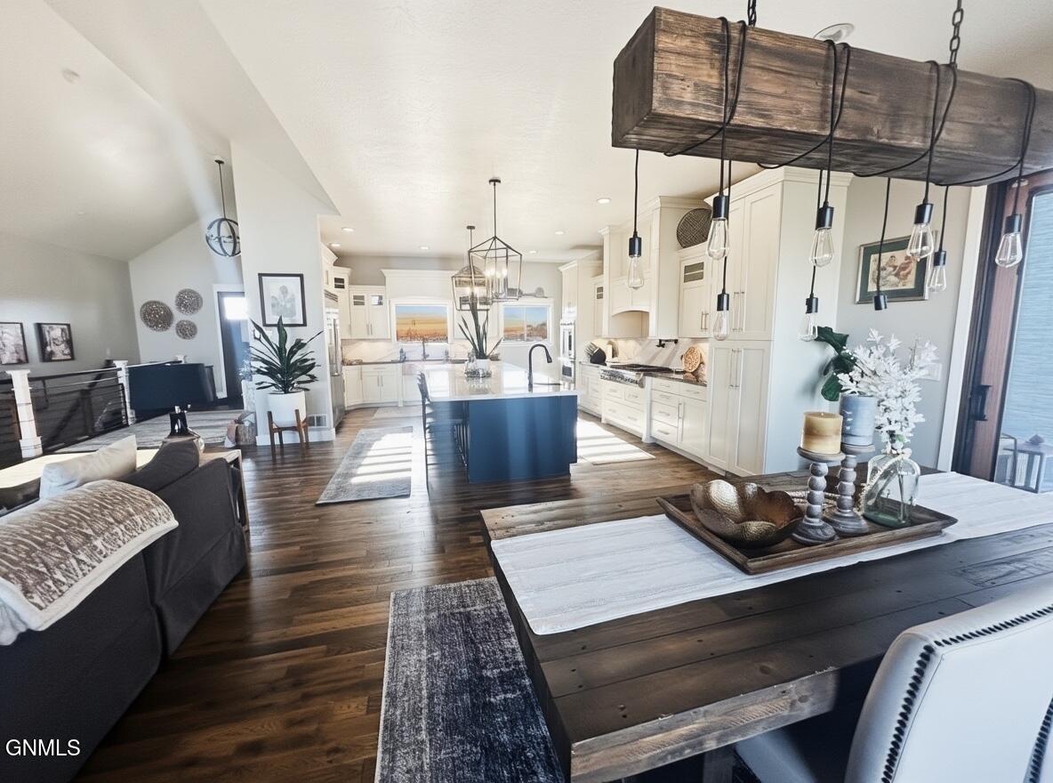 main property photo 61
