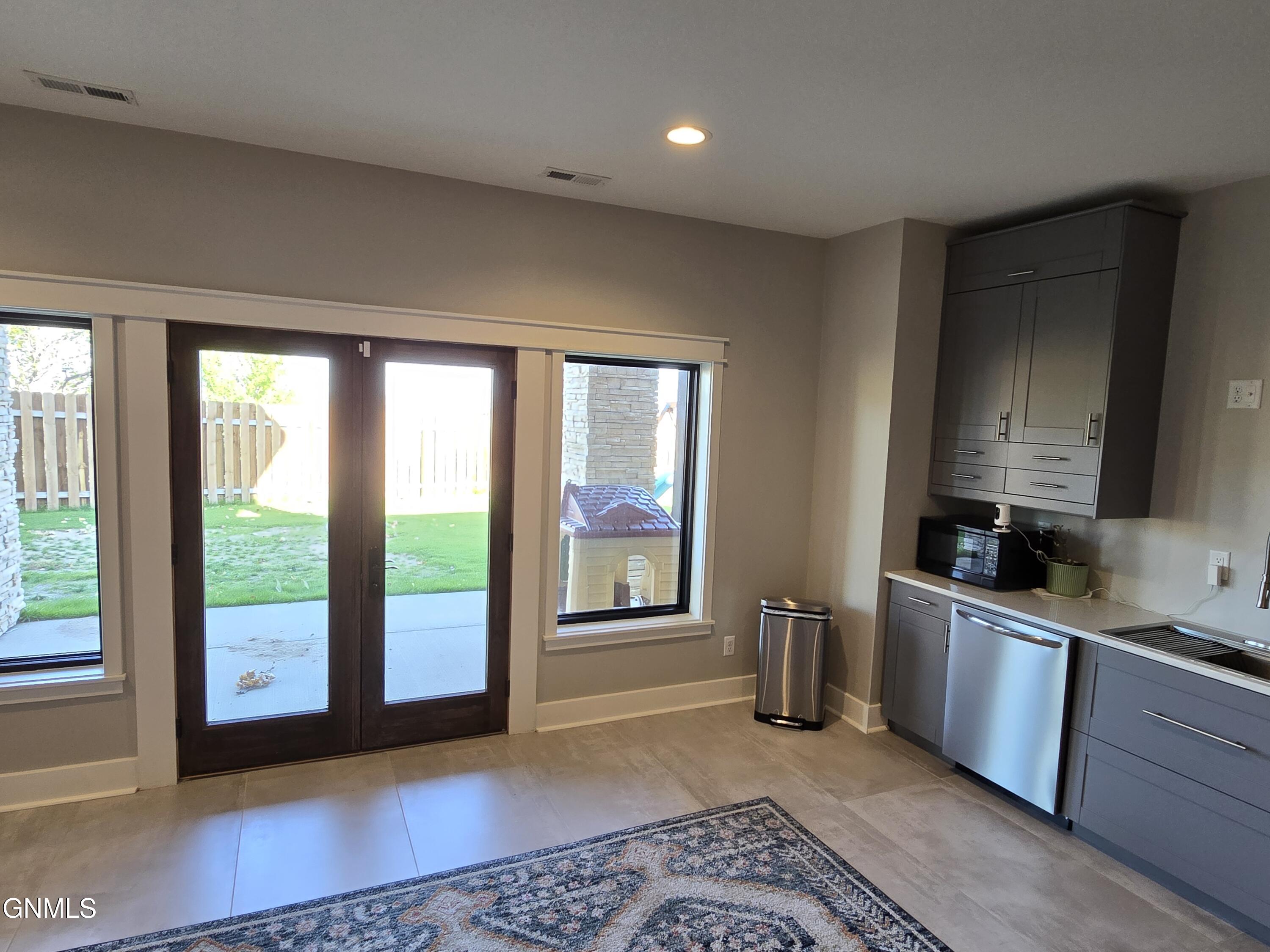 main property photo 92