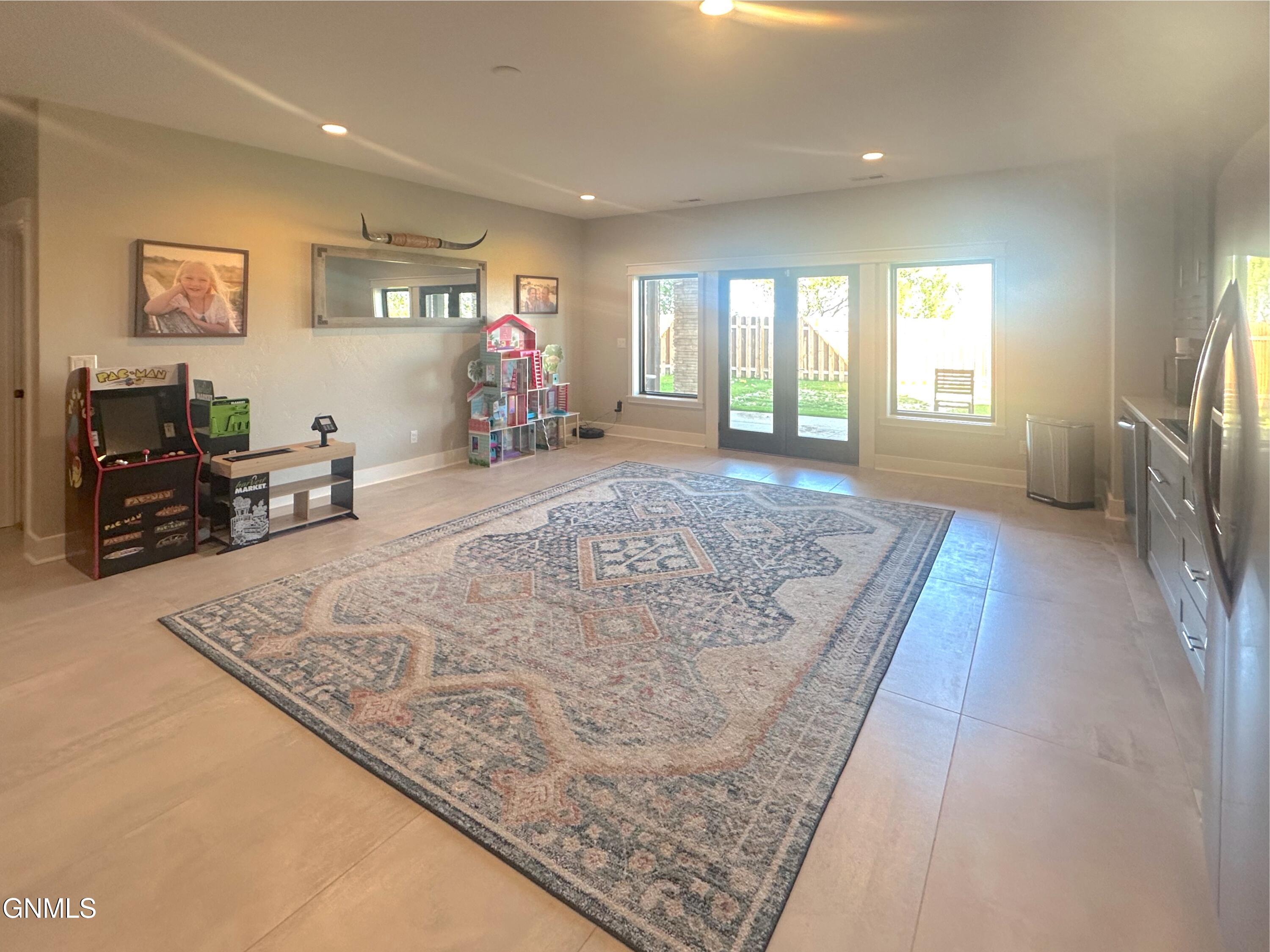 main property photo 98