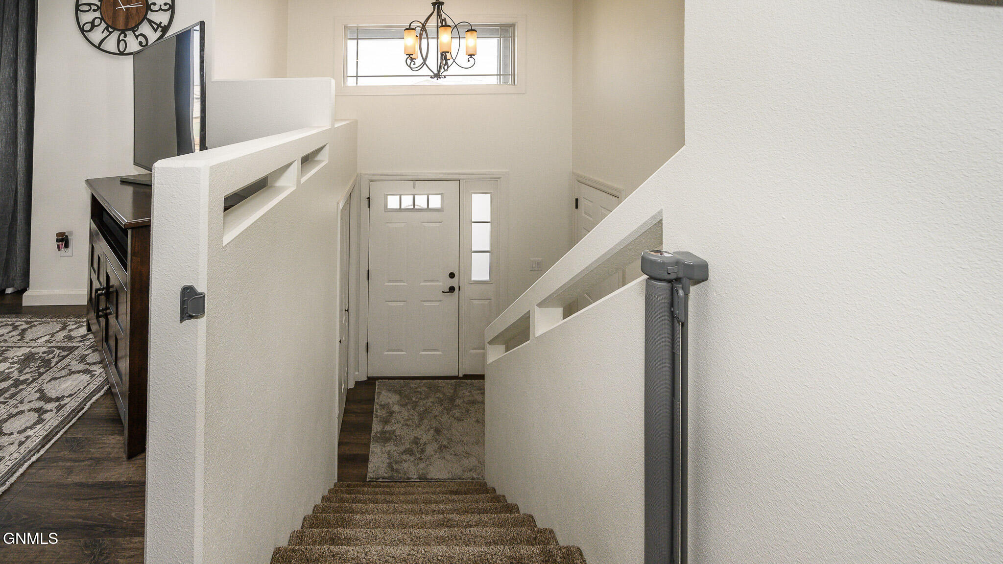 property viewer photo 1