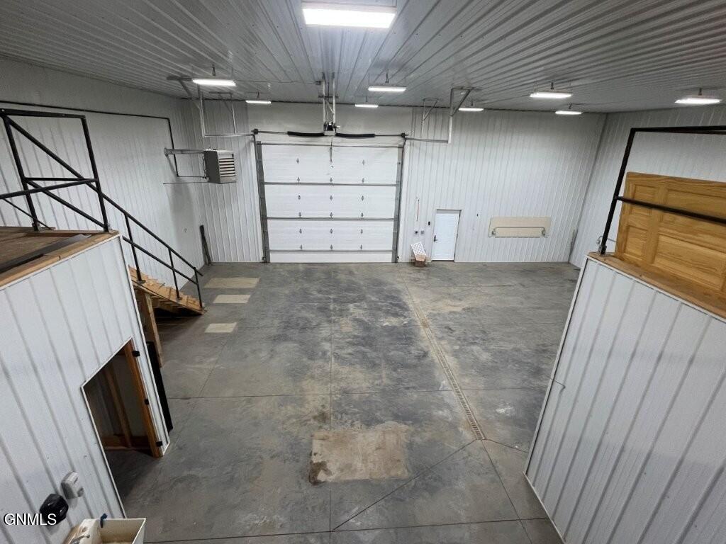 property viewer photo 18