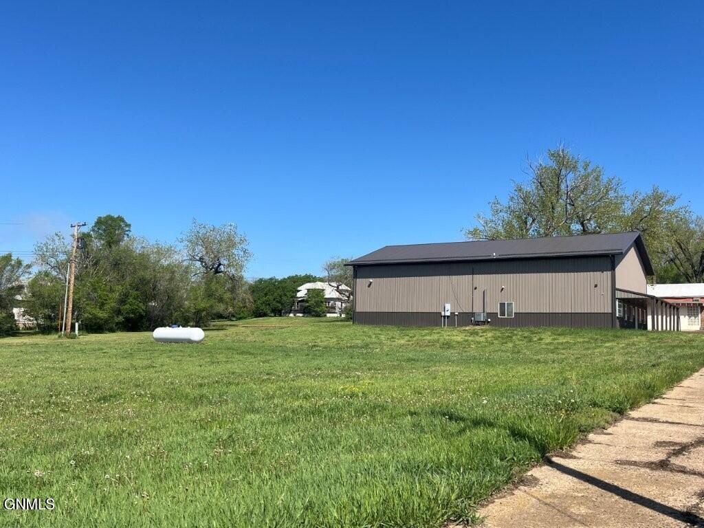 property viewer photo 3