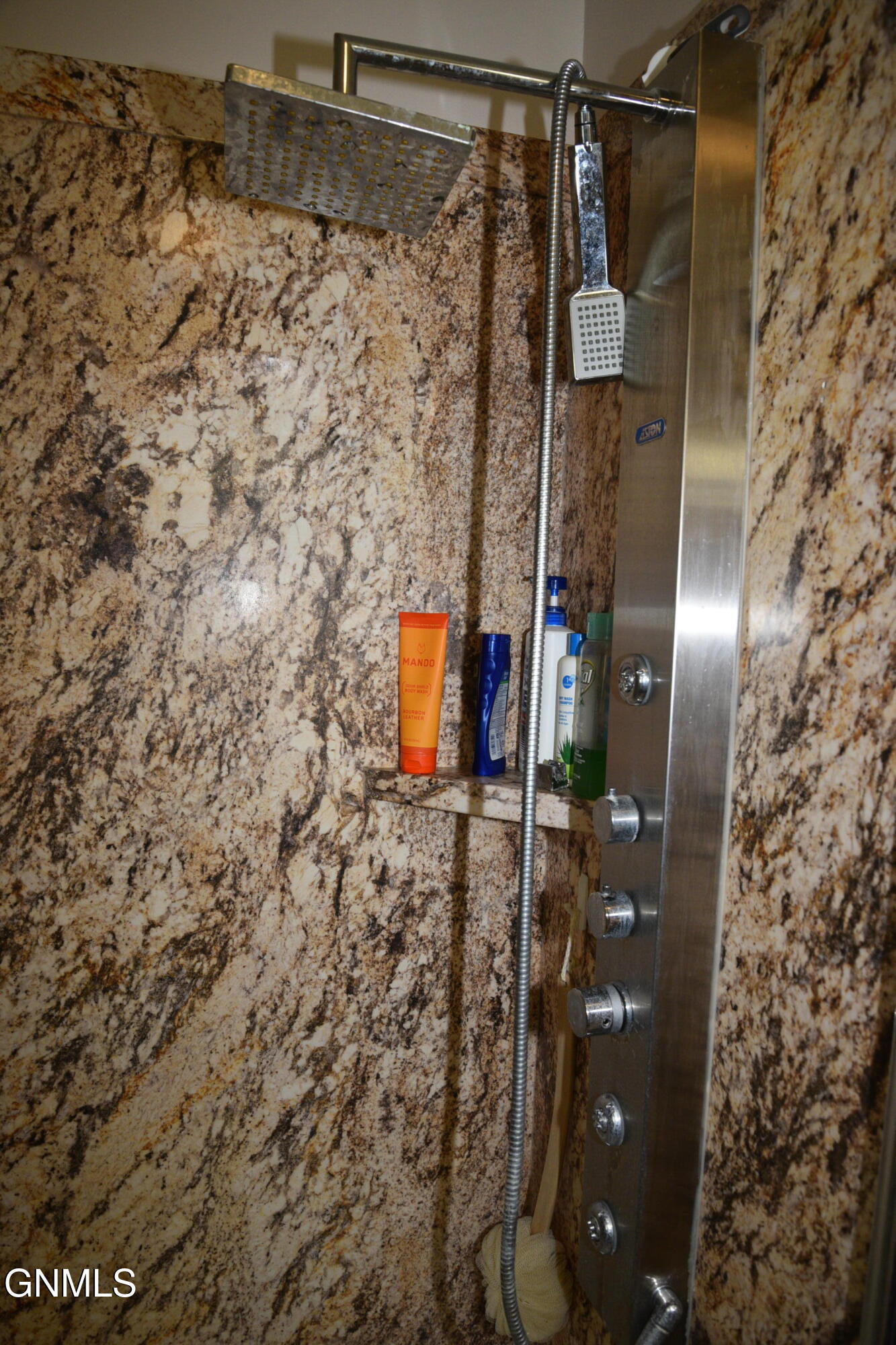 main property photo 22