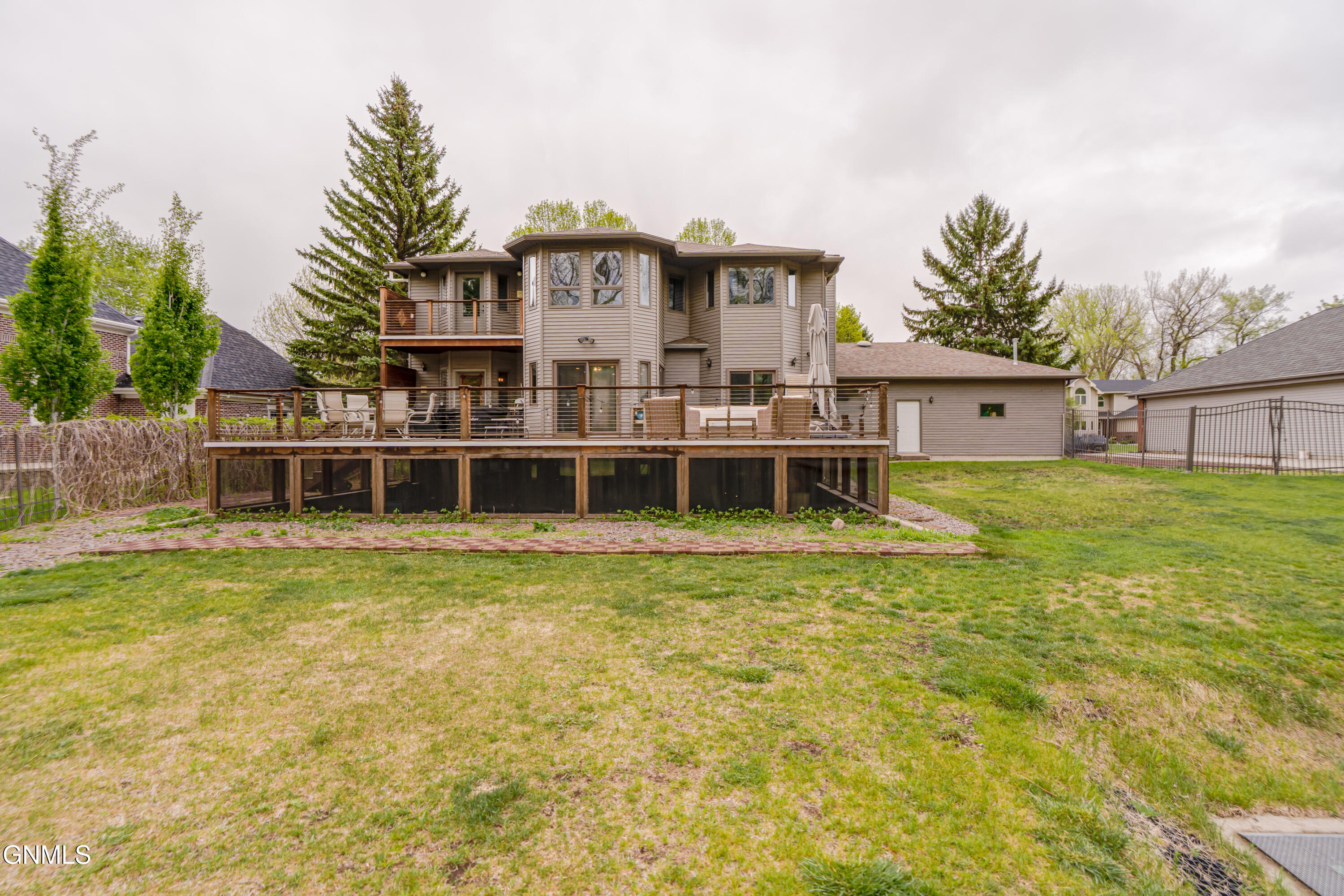 main property photo 106