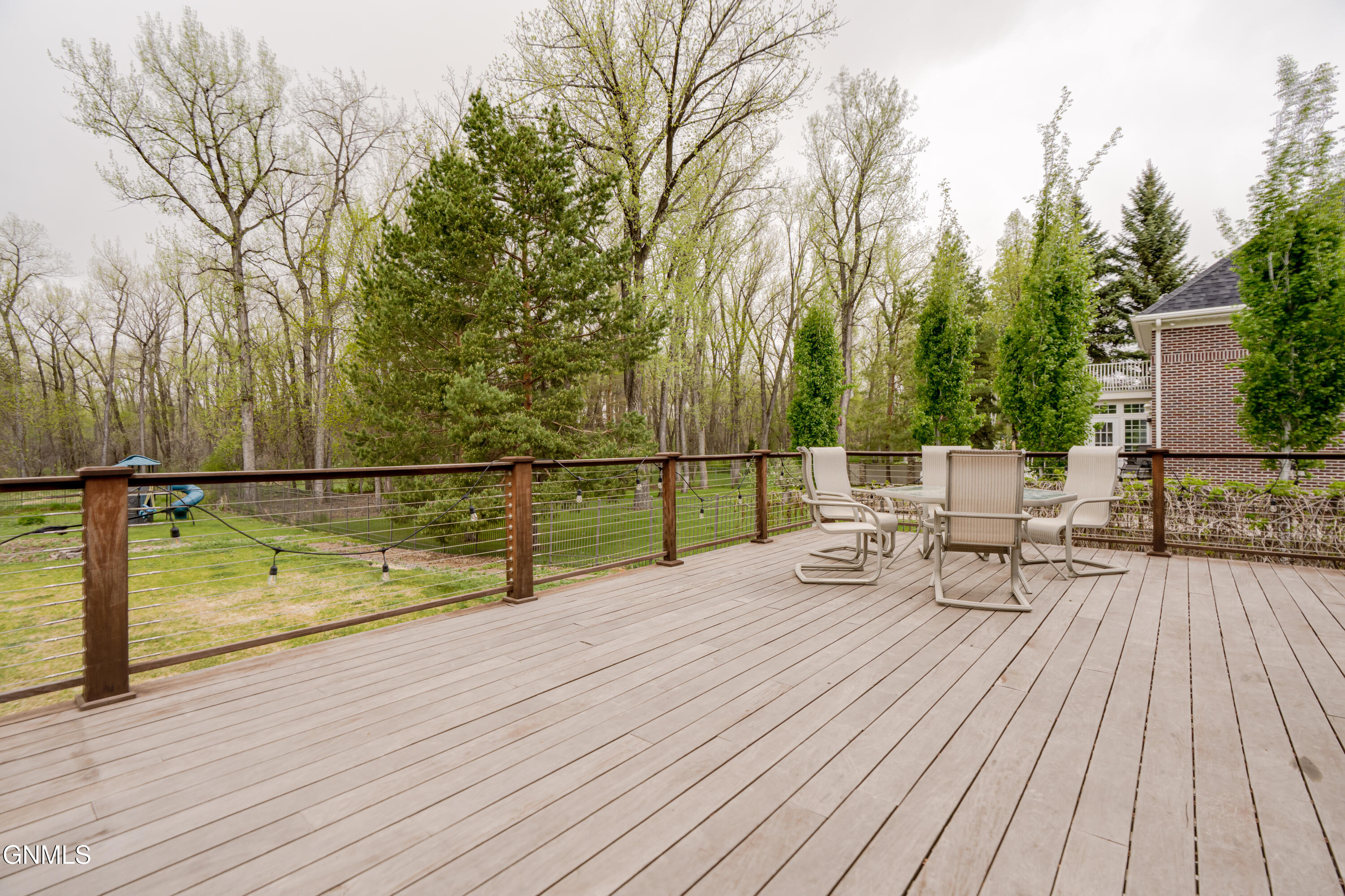 main property photo 111