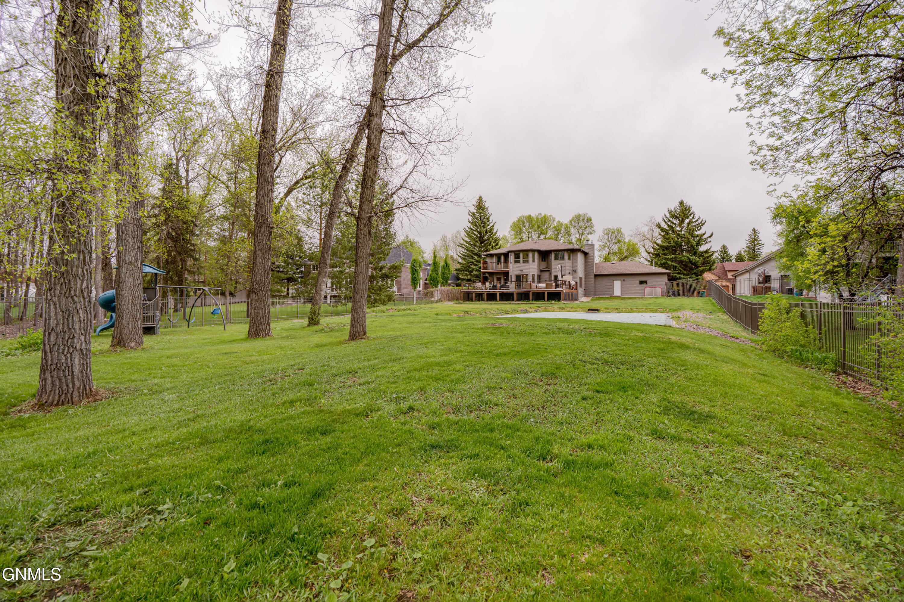 main property photo 116