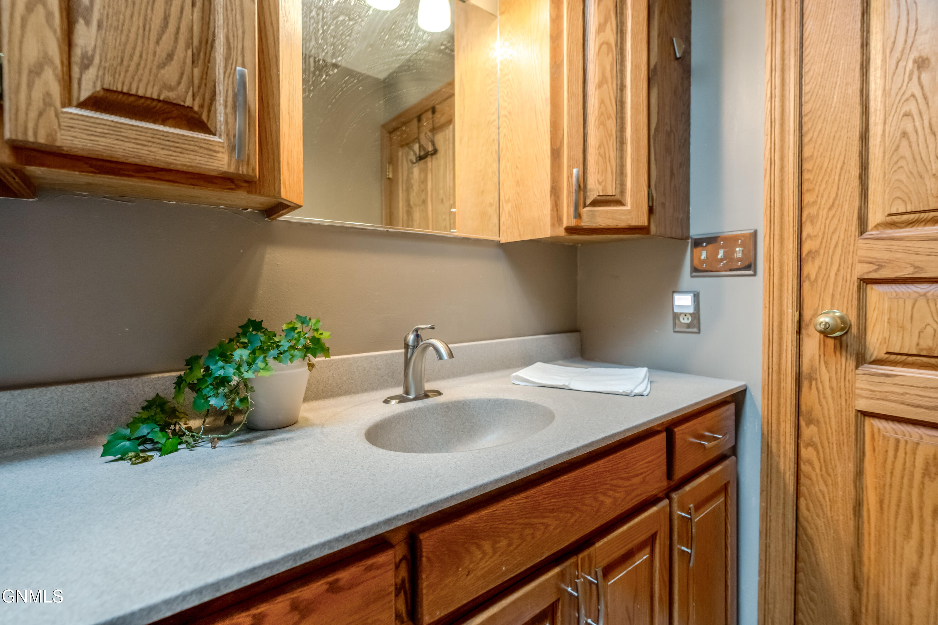 main property photo 73