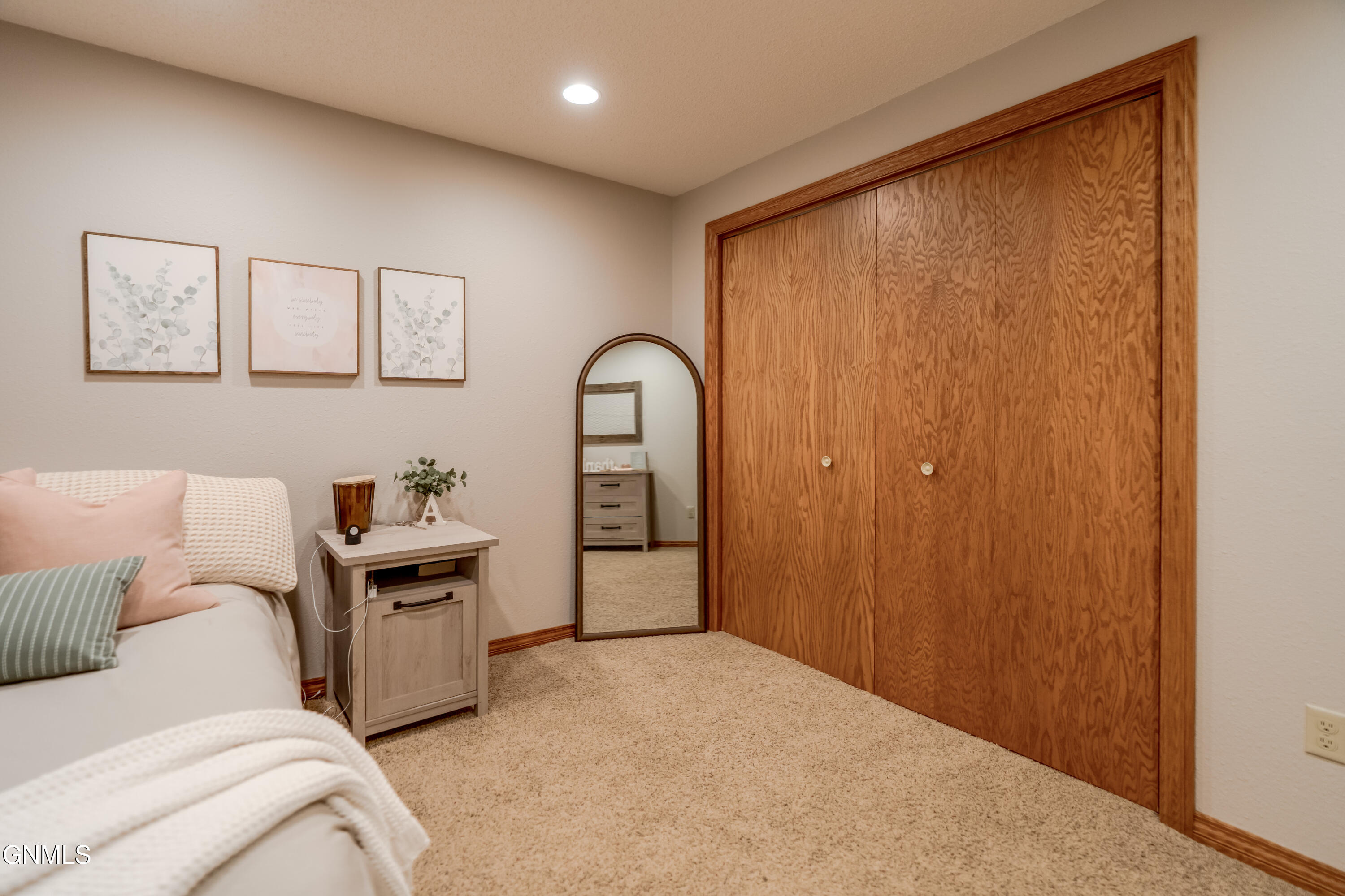main property photo 86