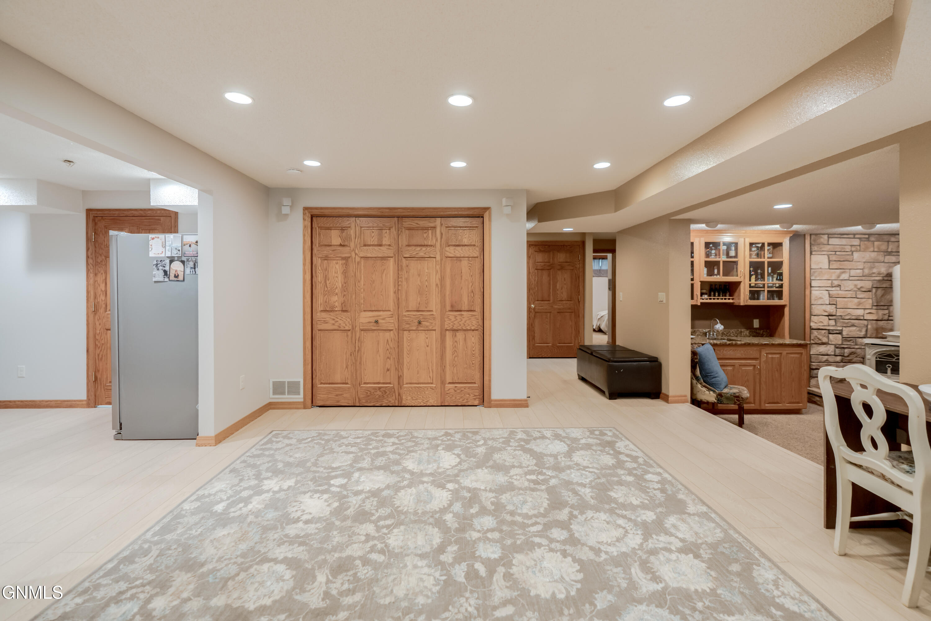 main property photo 95