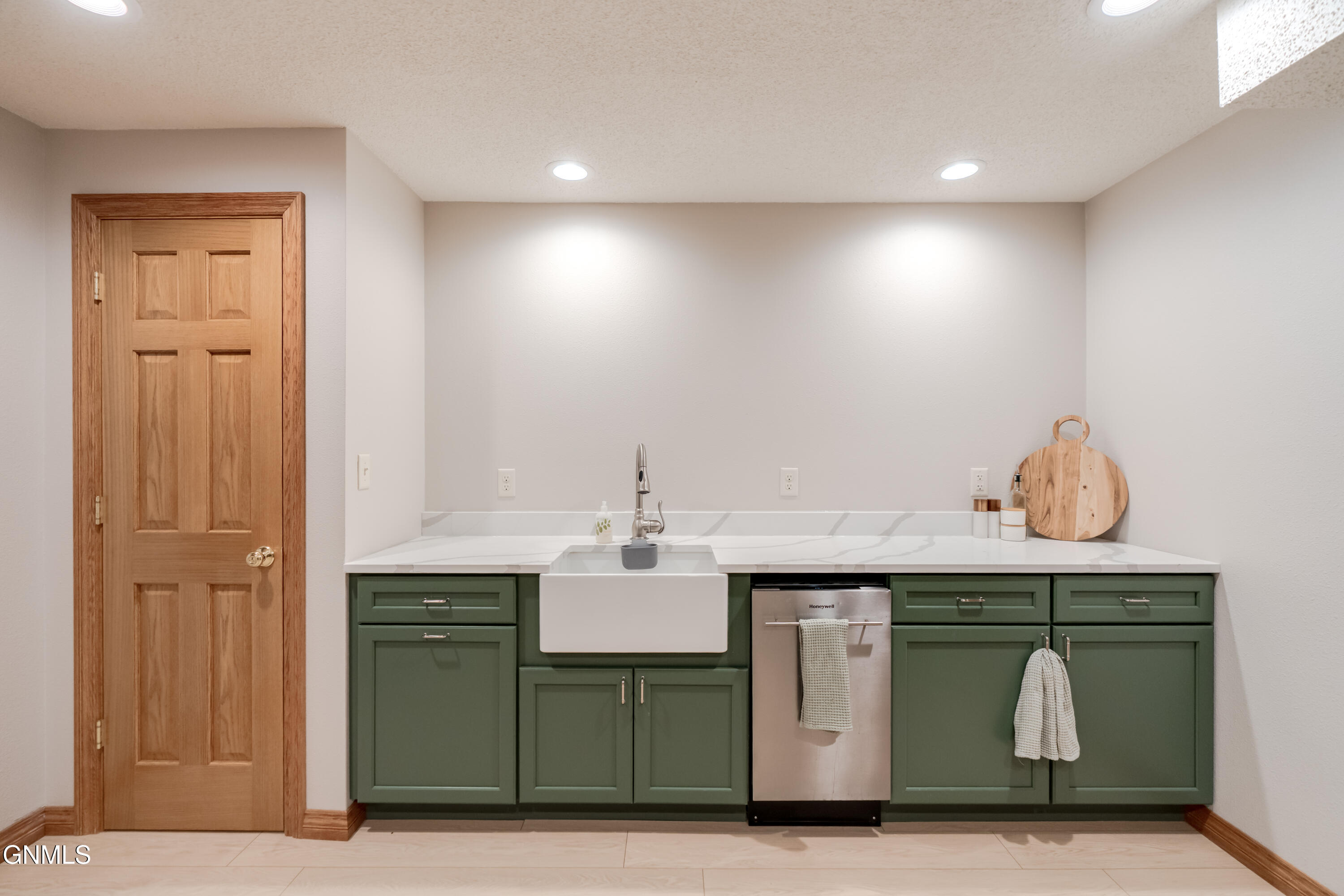 main property photo 97