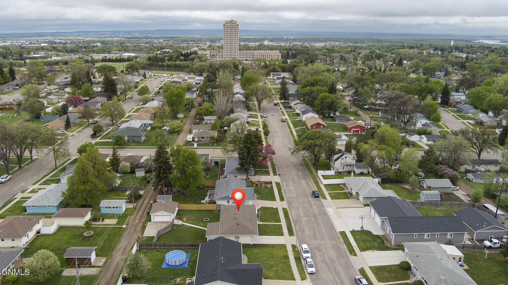 main property photo 3