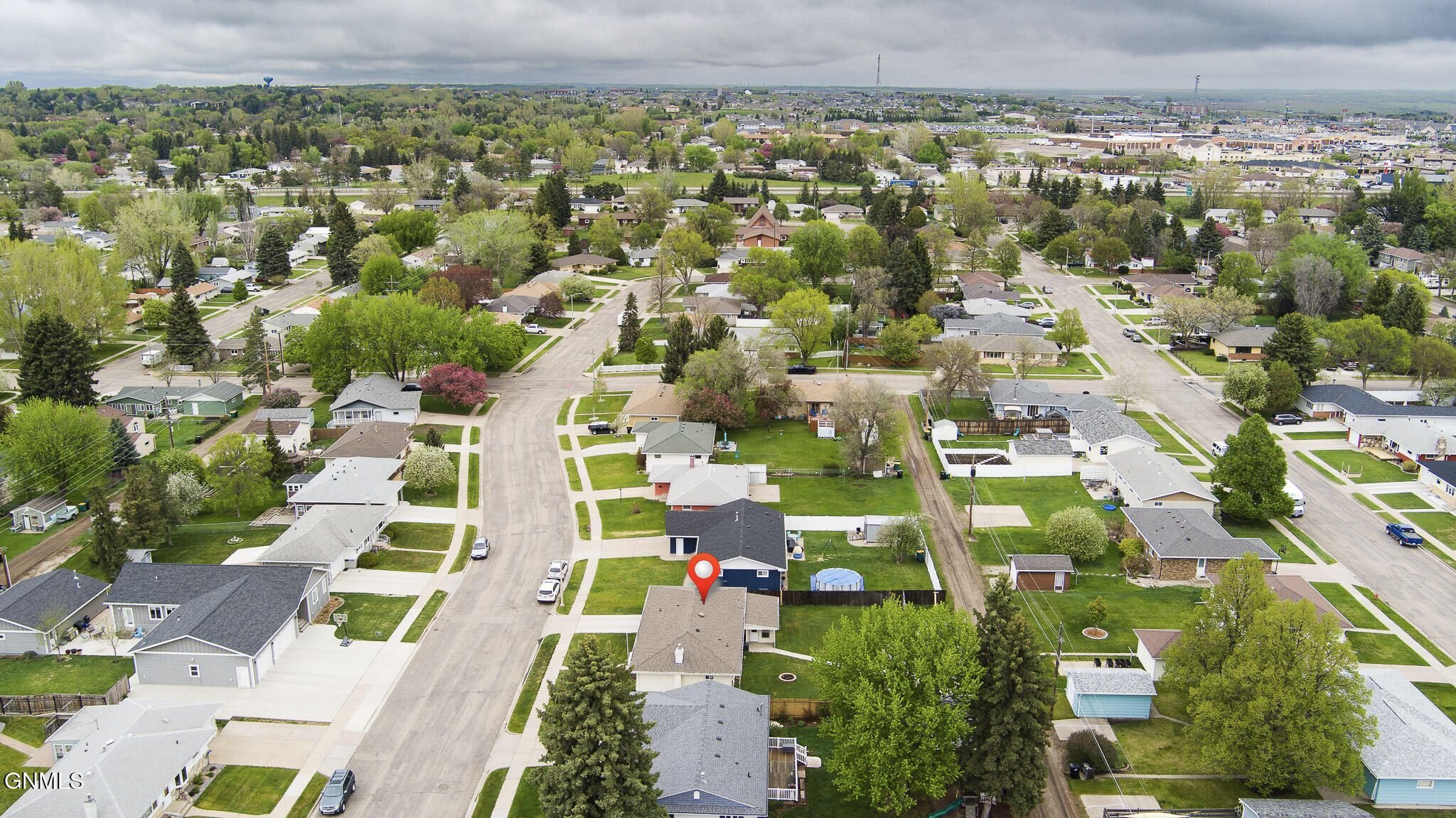 main property photo 41