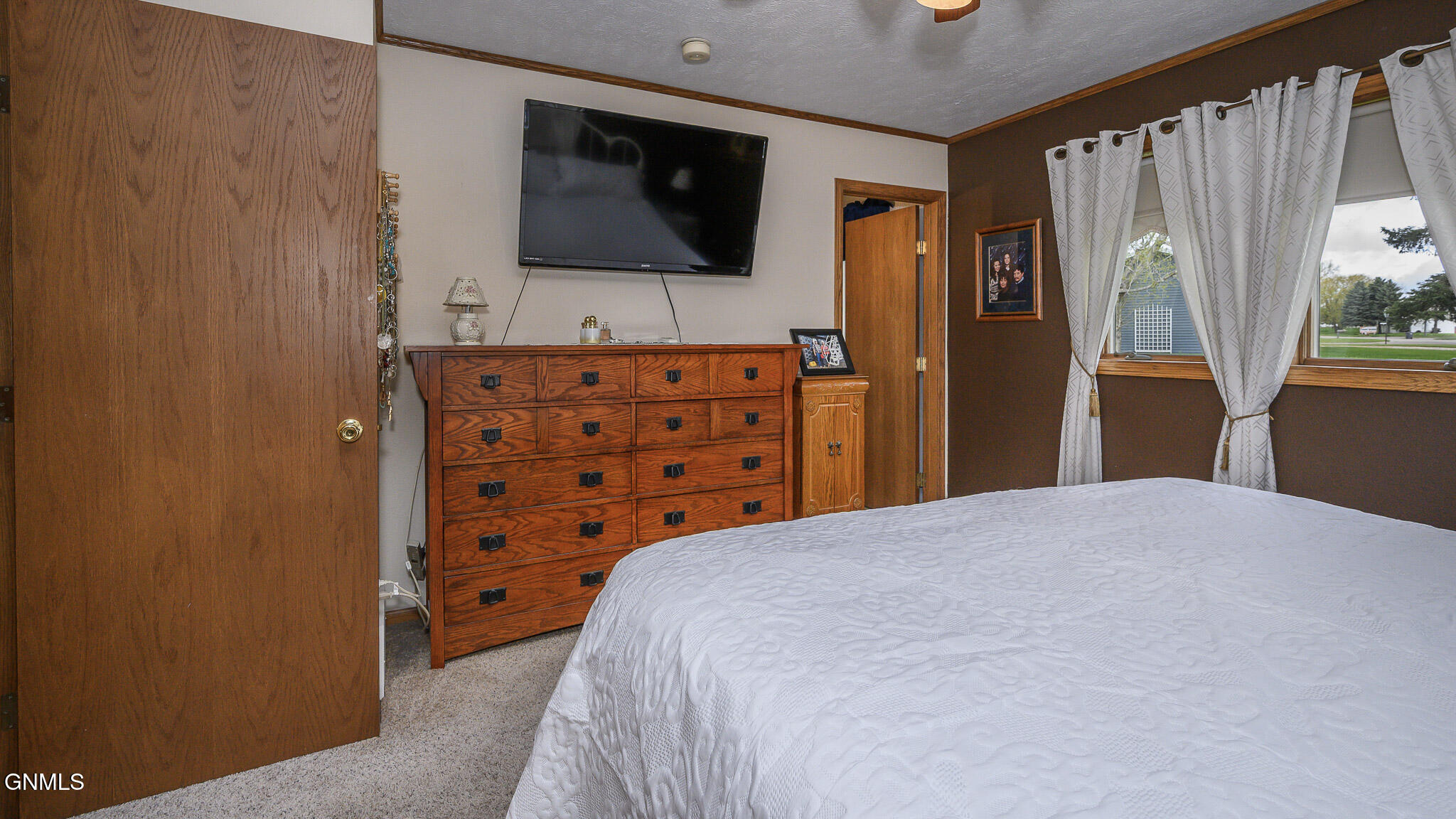 property viewer photo 15