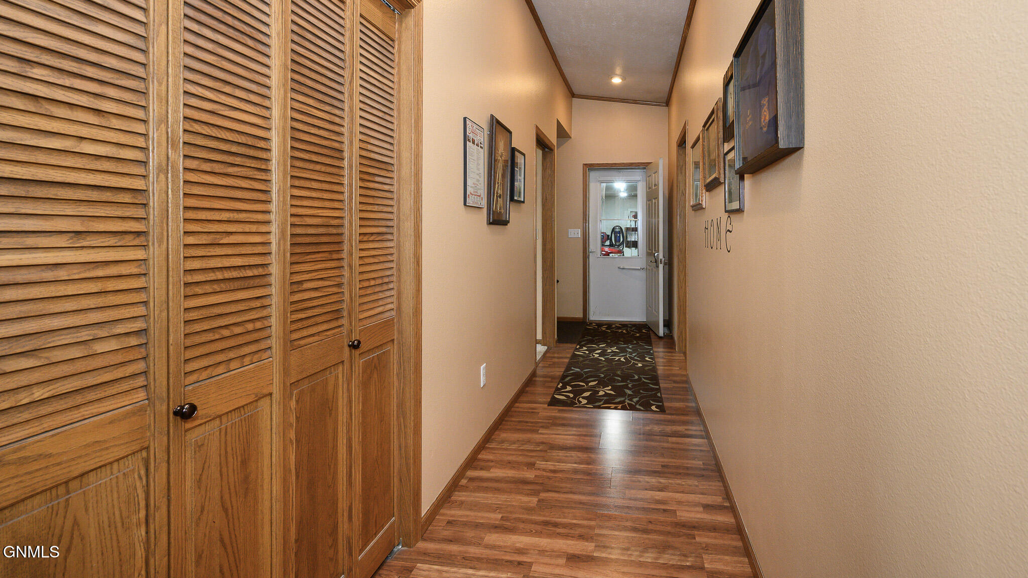 property viewer photo 18