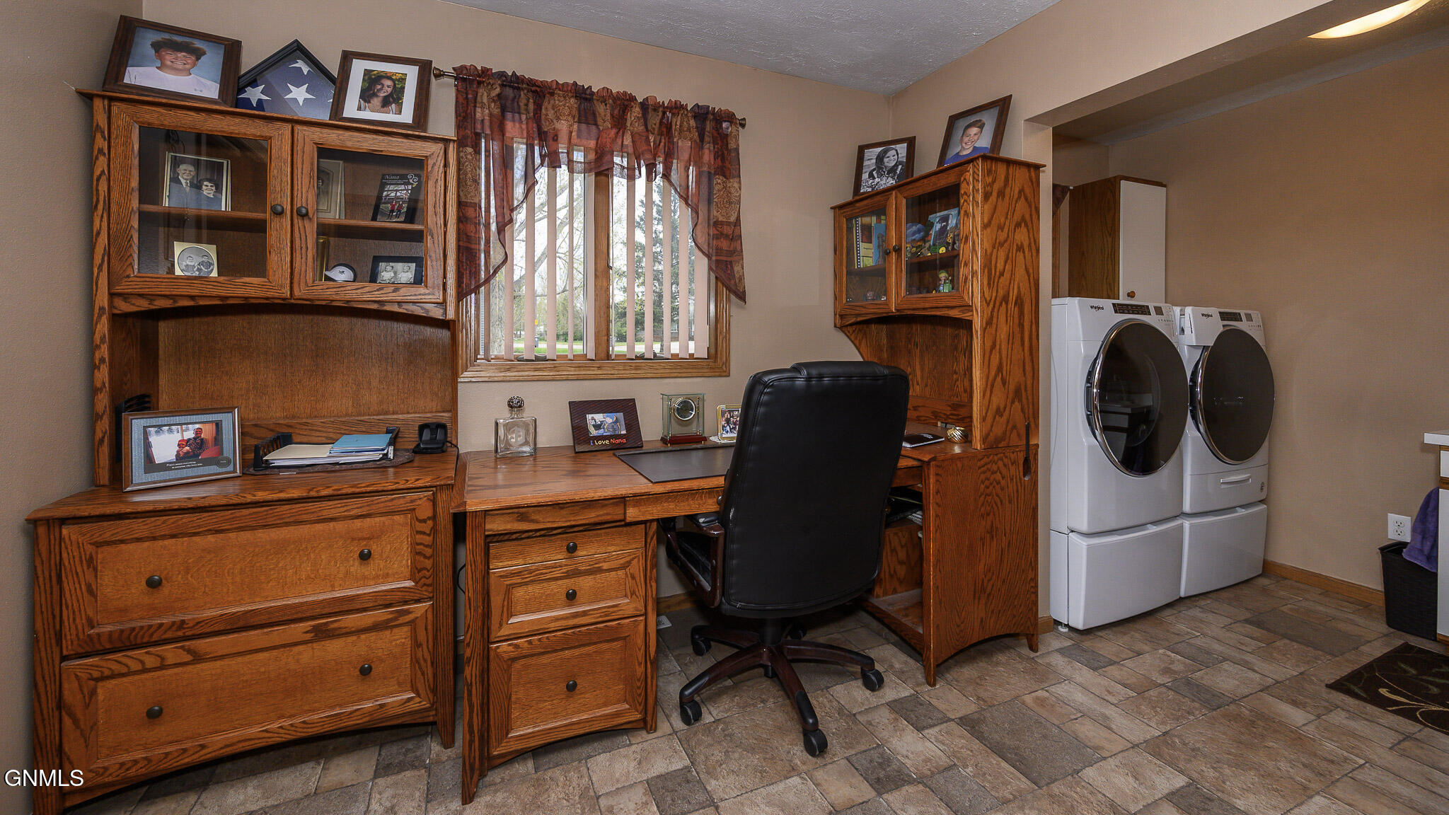 property viewer photo 22