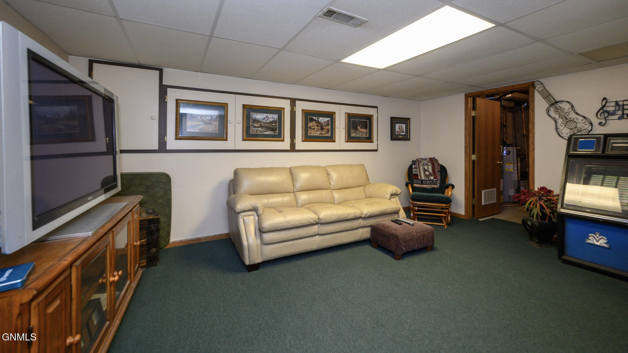 property viewer photo 31