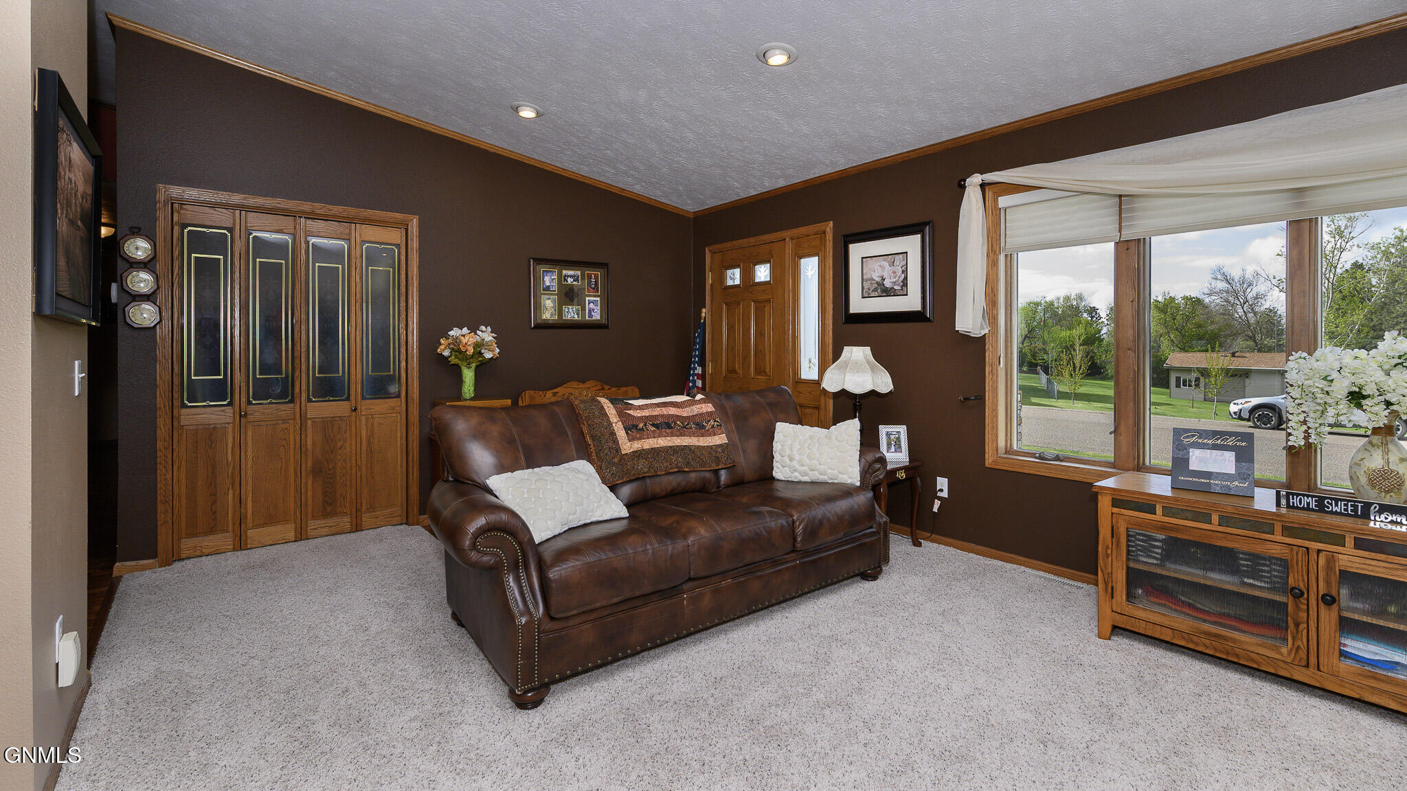 property viewer photo 8