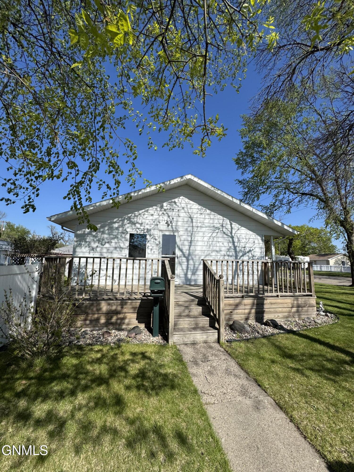 main property photo 1