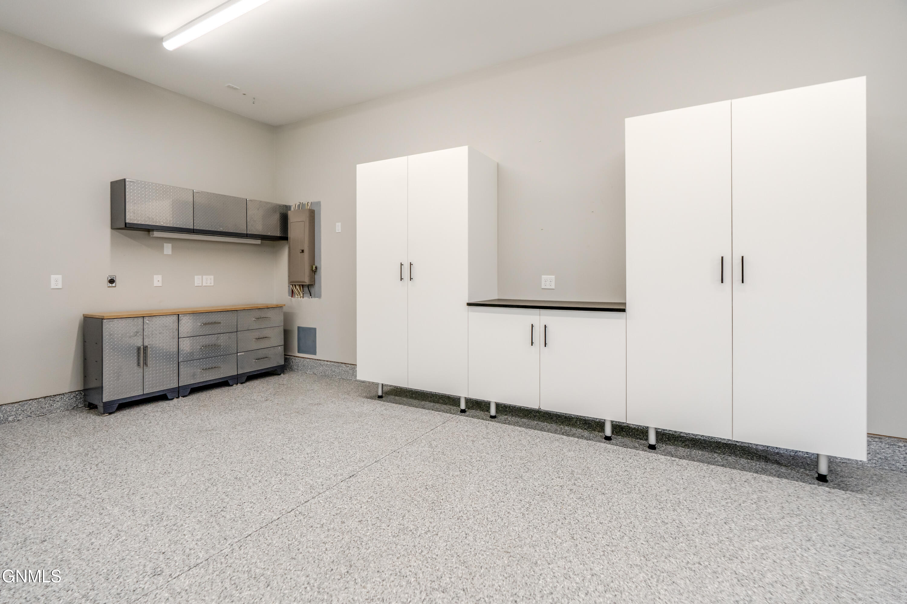 property viewer photo 26