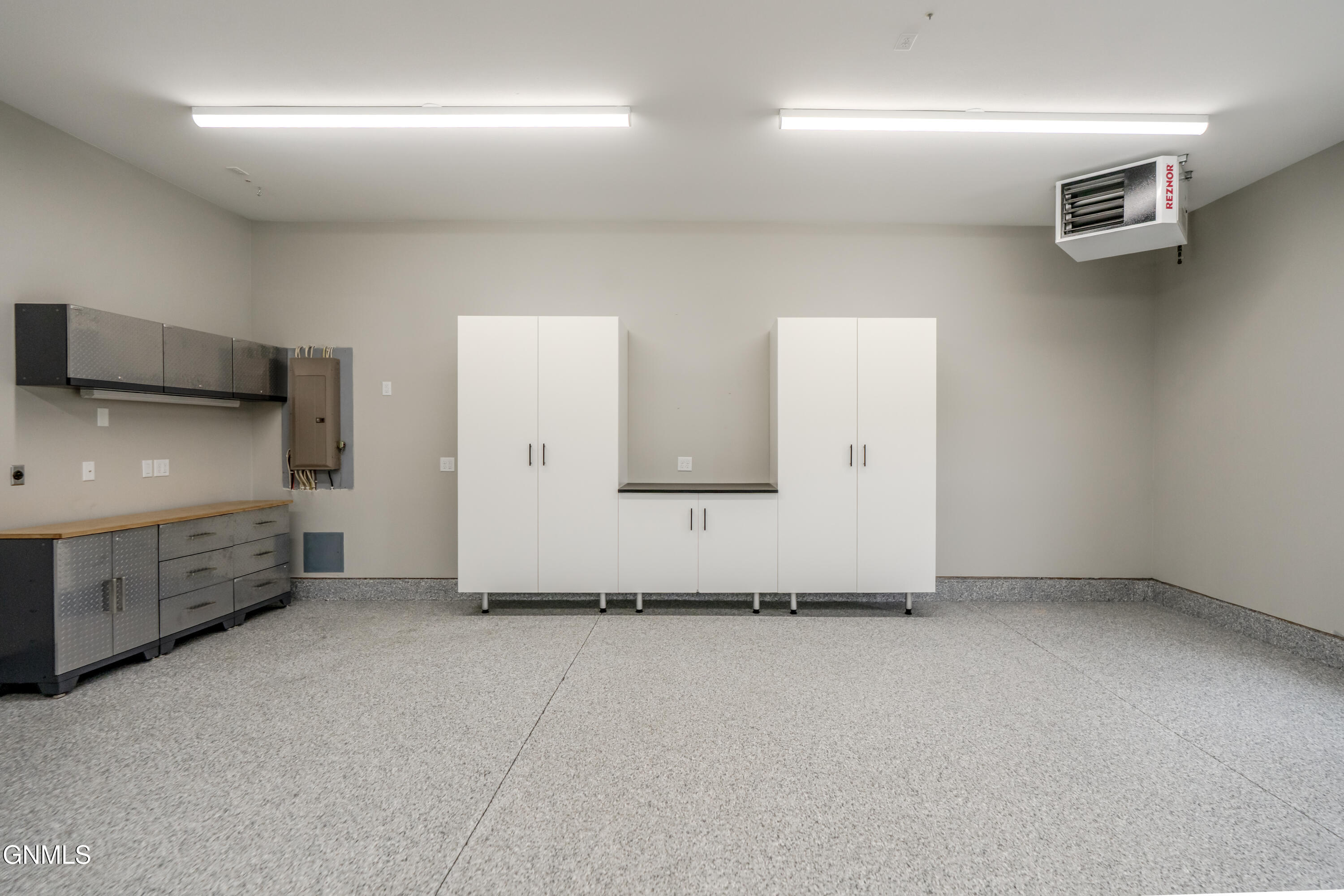 property viewer photo 27