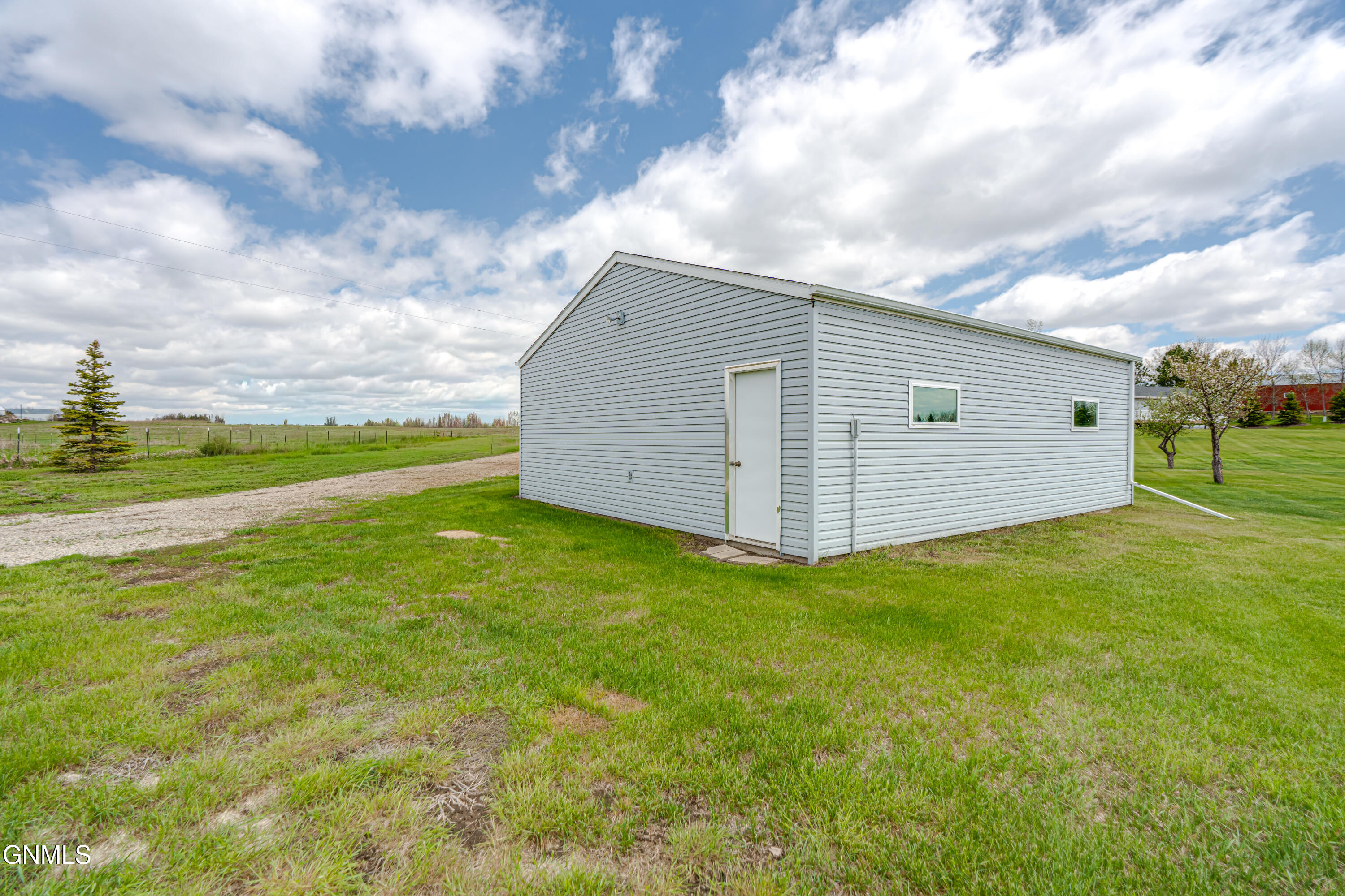property viewer photo 31