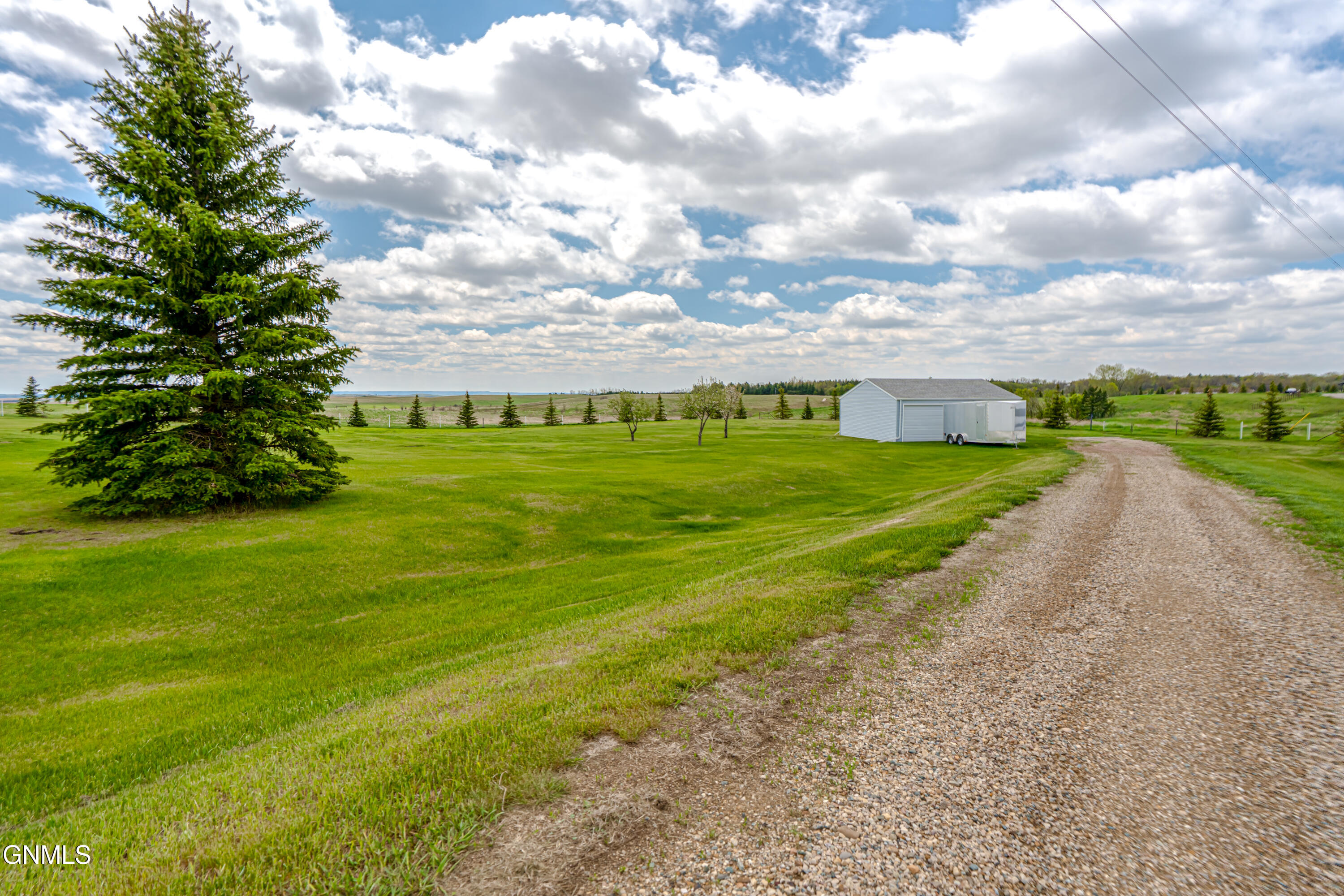 property viewer photo 32