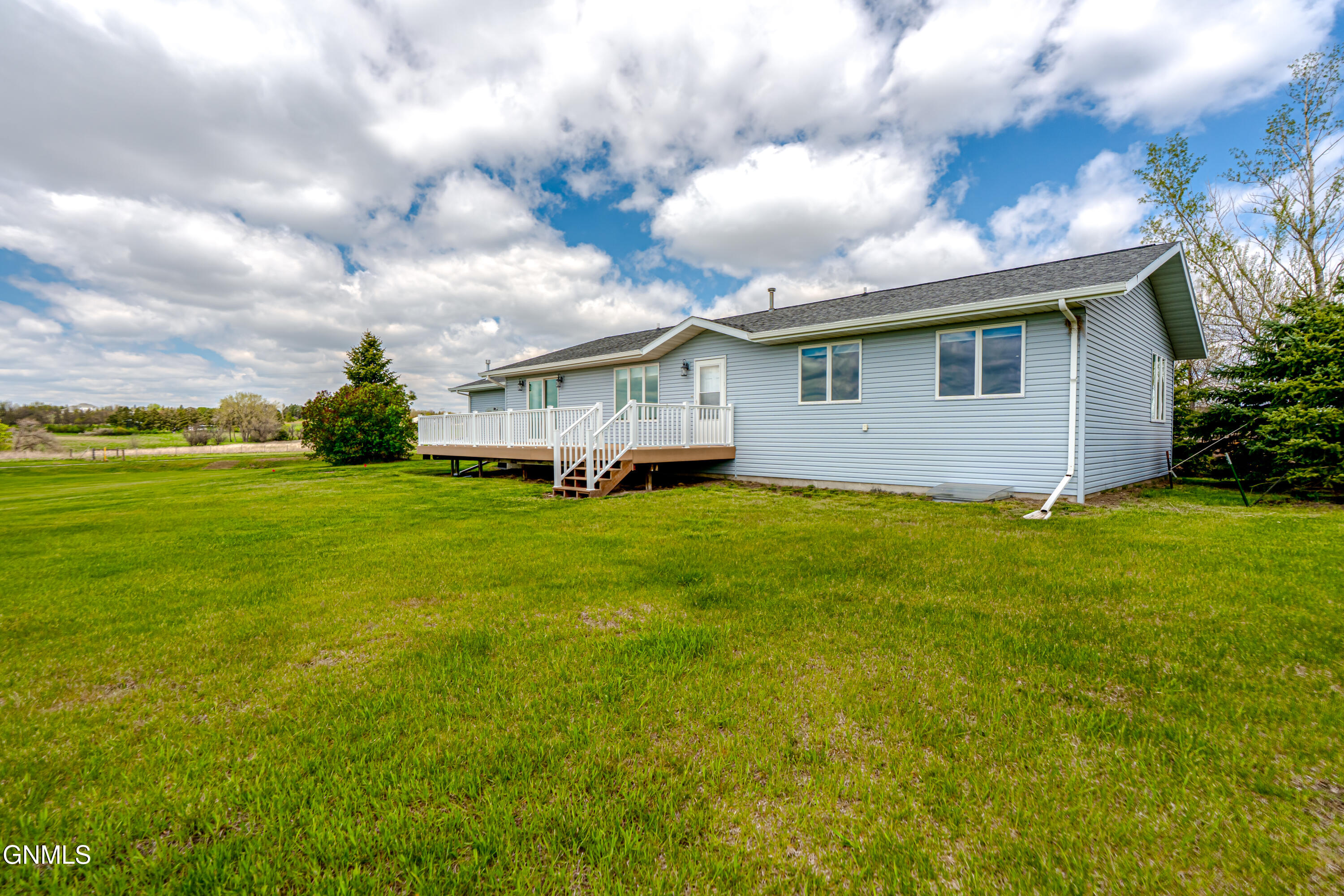 property viewer photo 34
