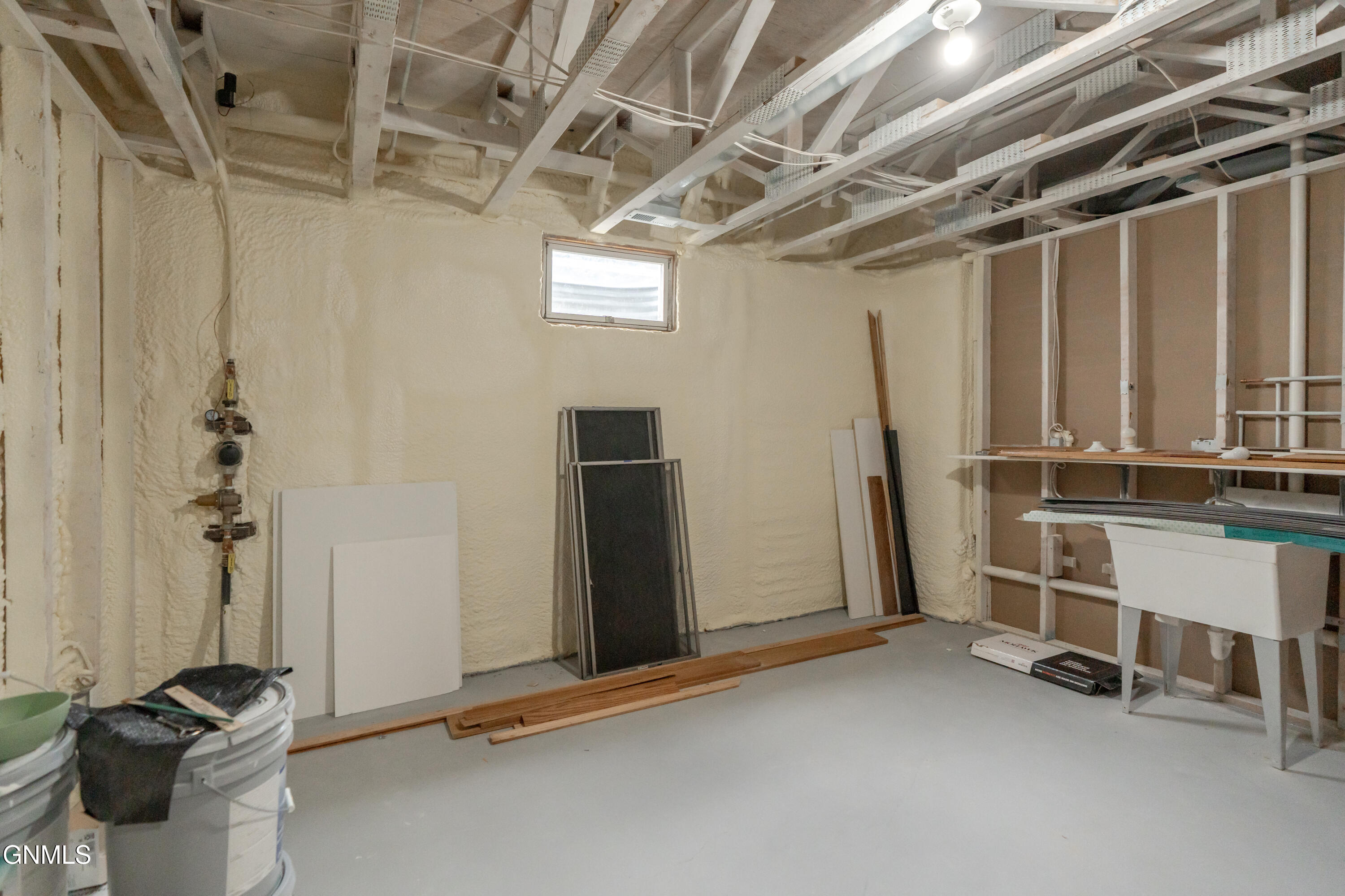 property viewer photo 47