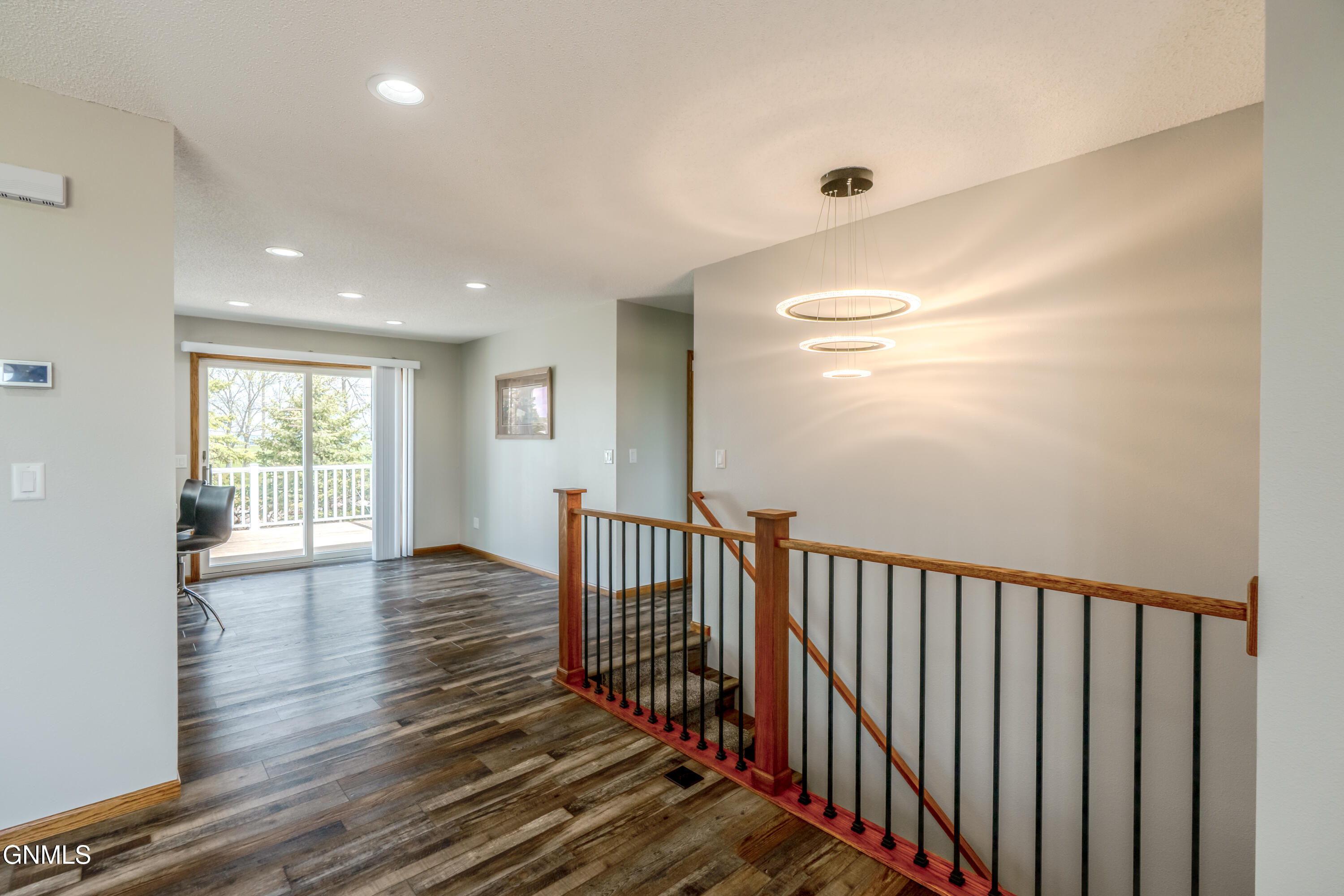 property viewer photo 5