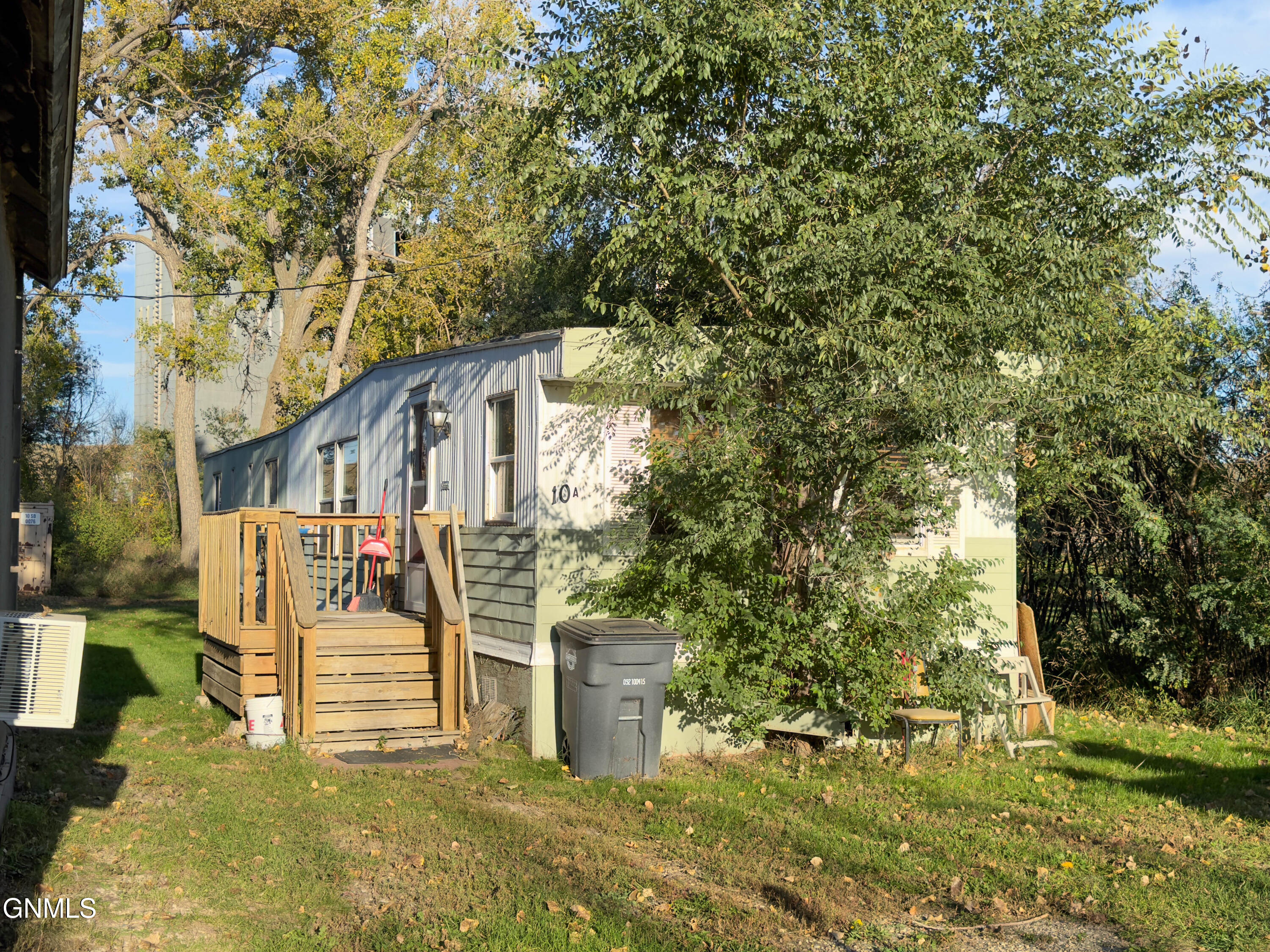 main property photo 10