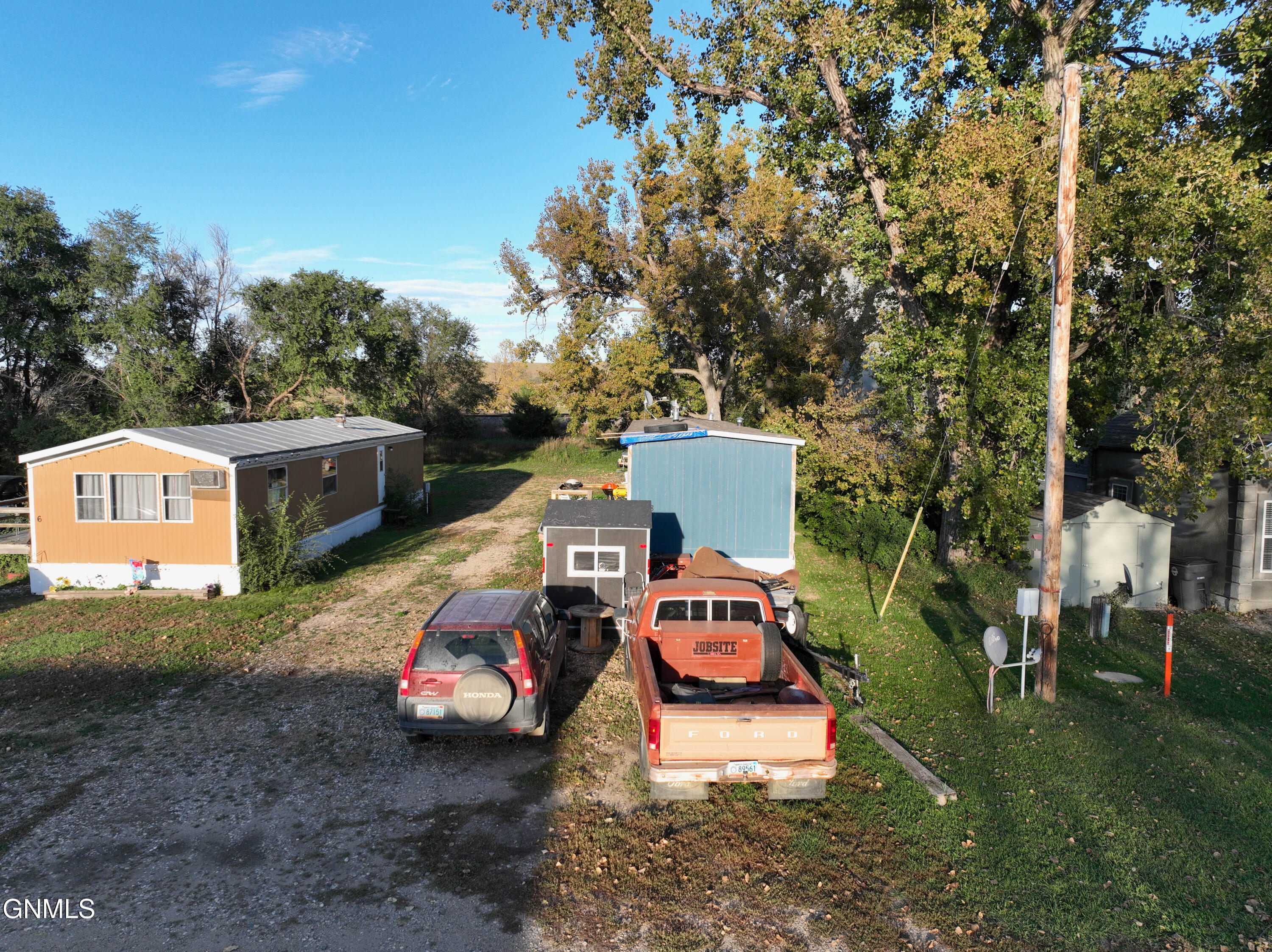 main property photo 7