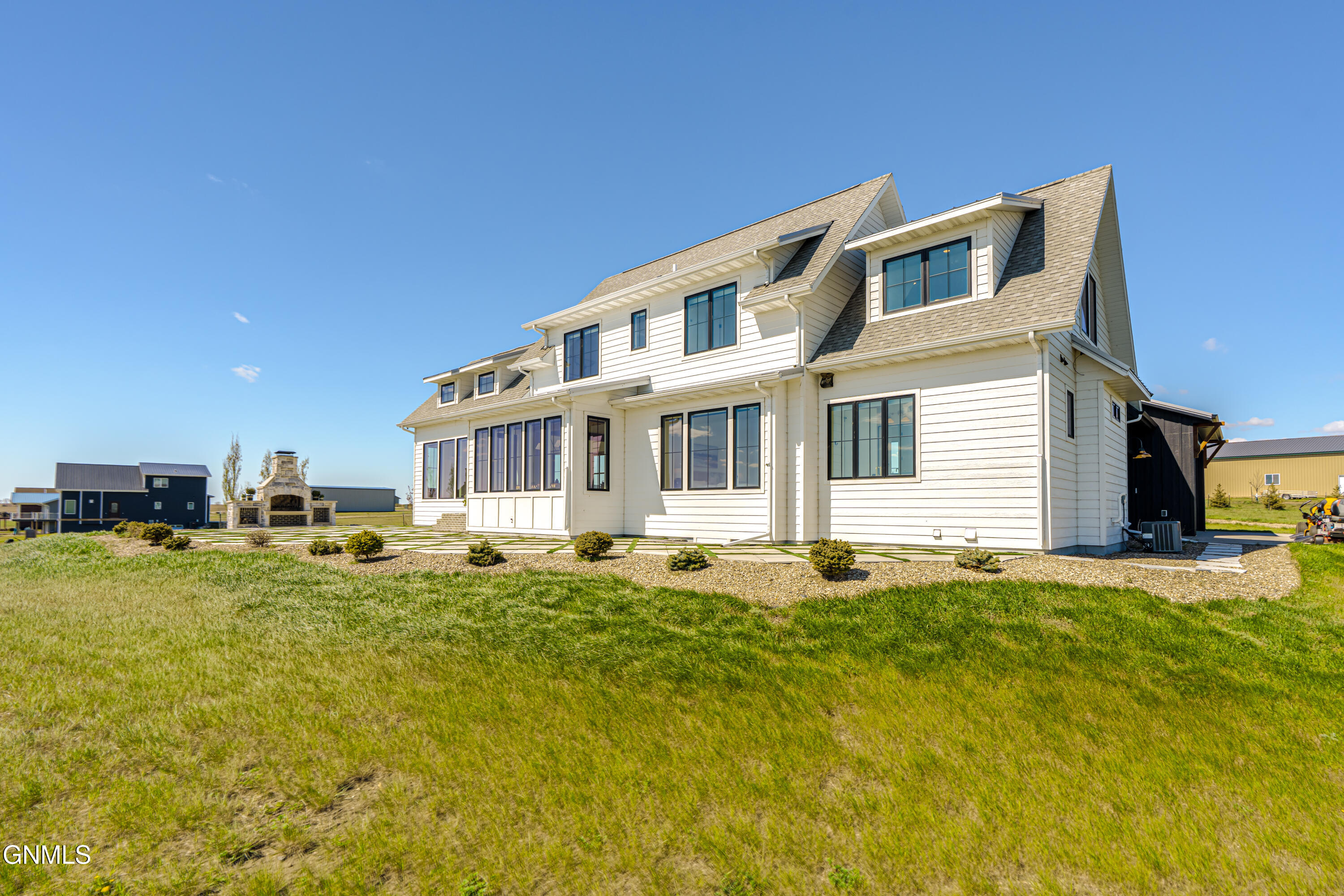 main property photo 157