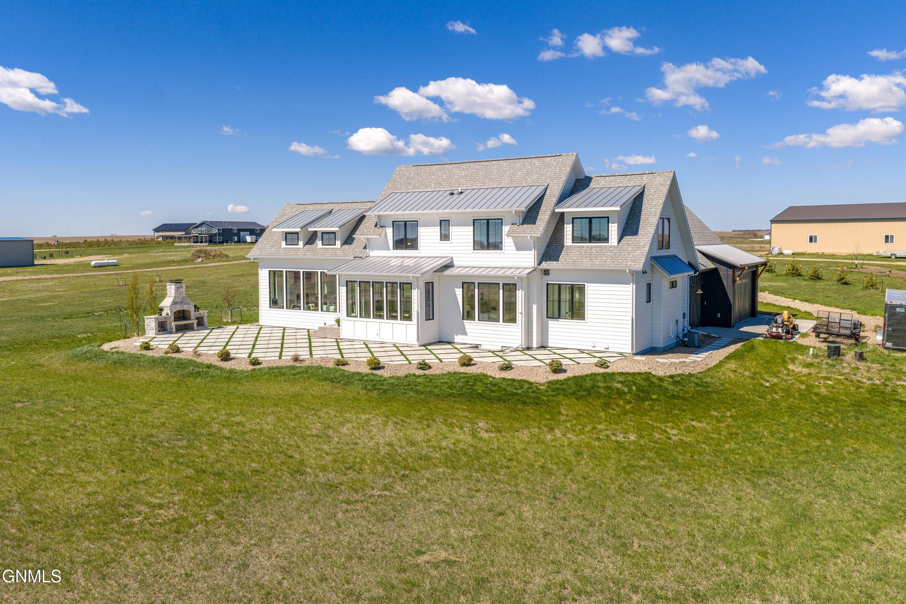 main property photo 175