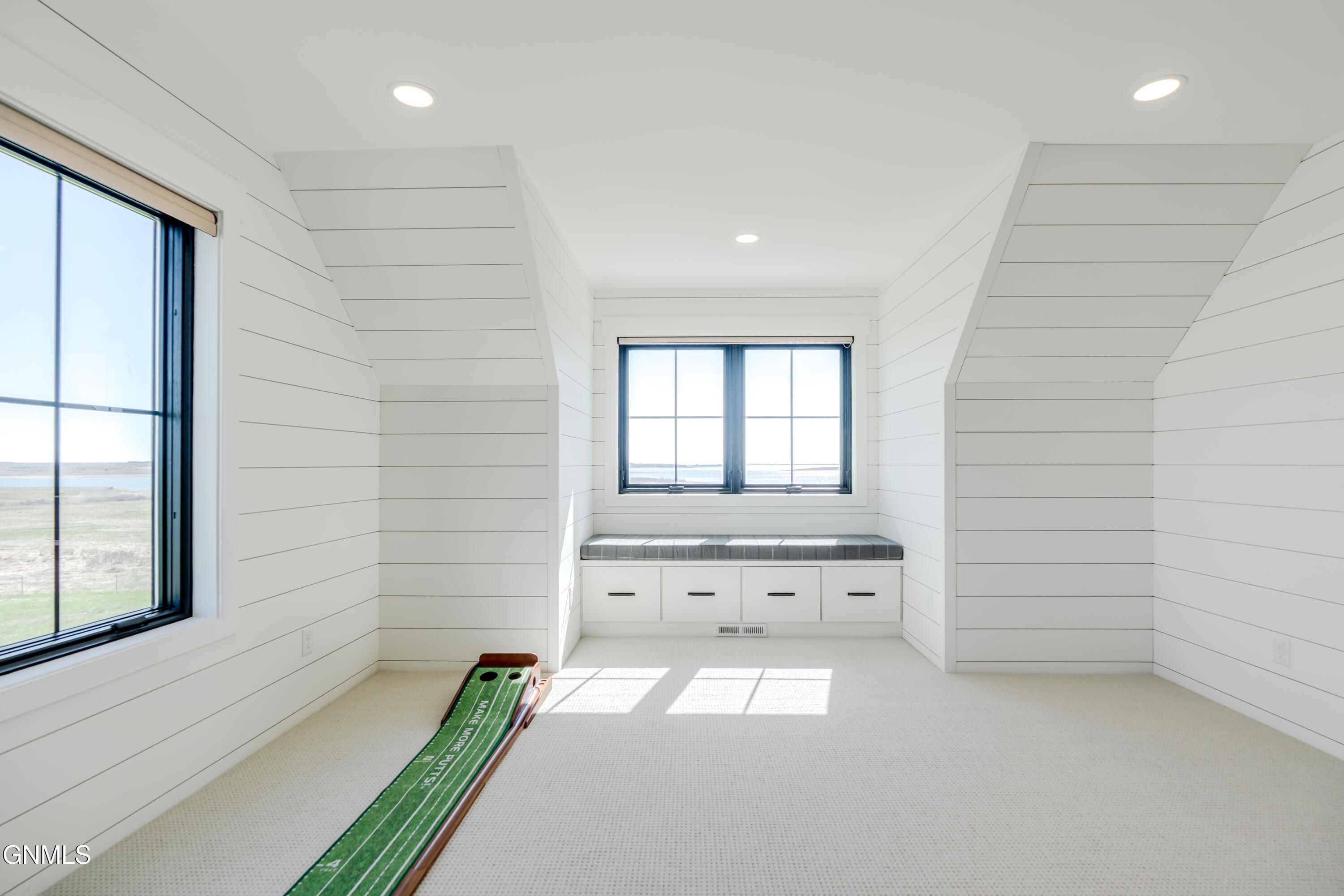 main property photo 85