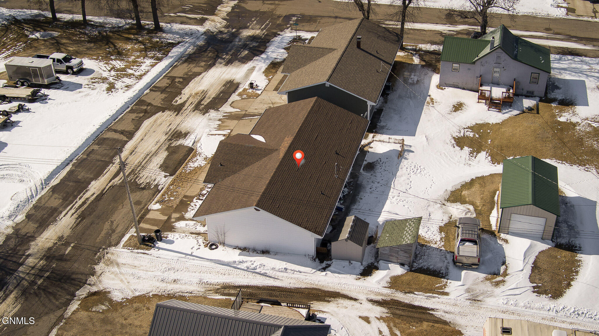 main property photo 30