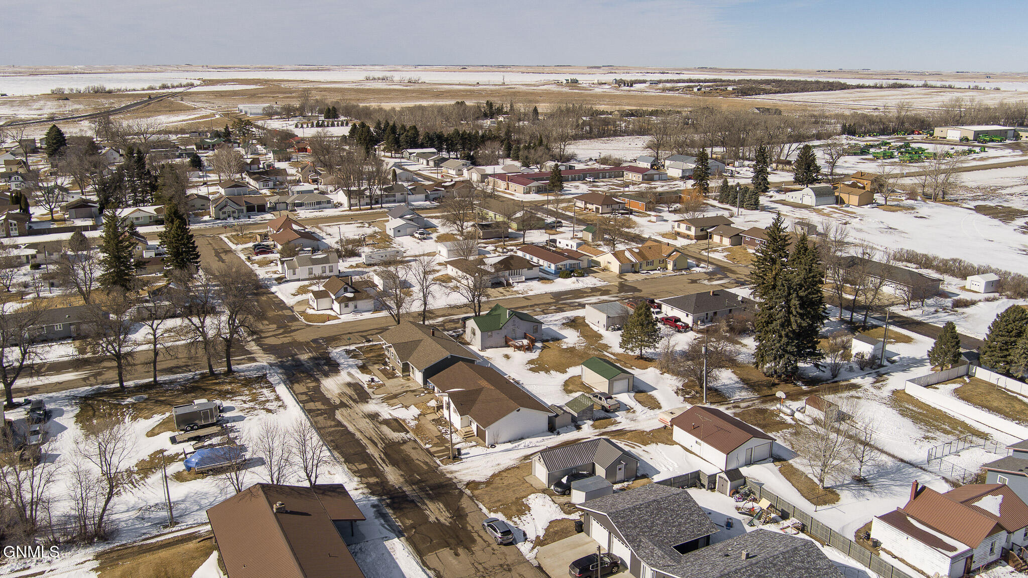 main property photo 39