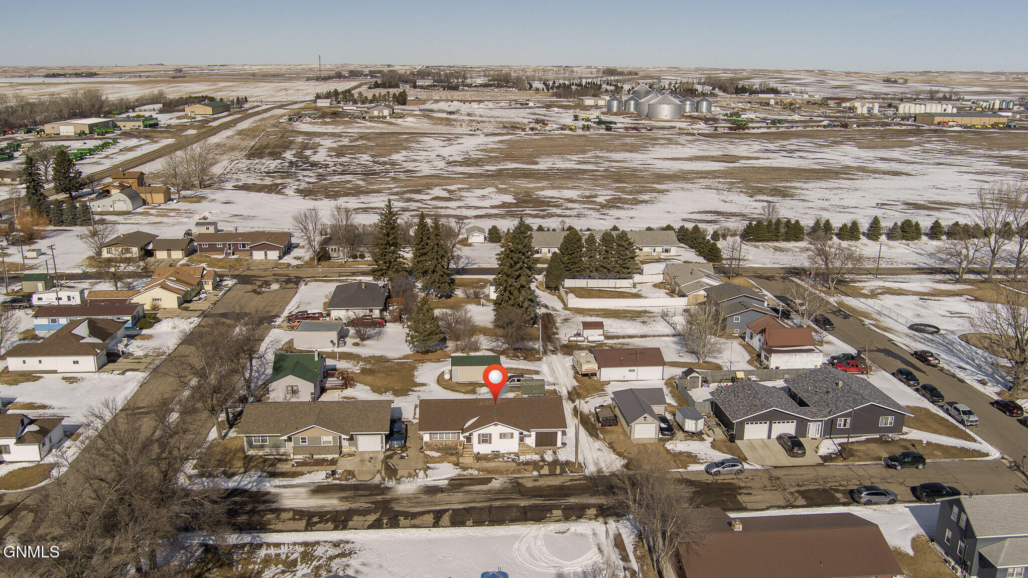 main property photo 41