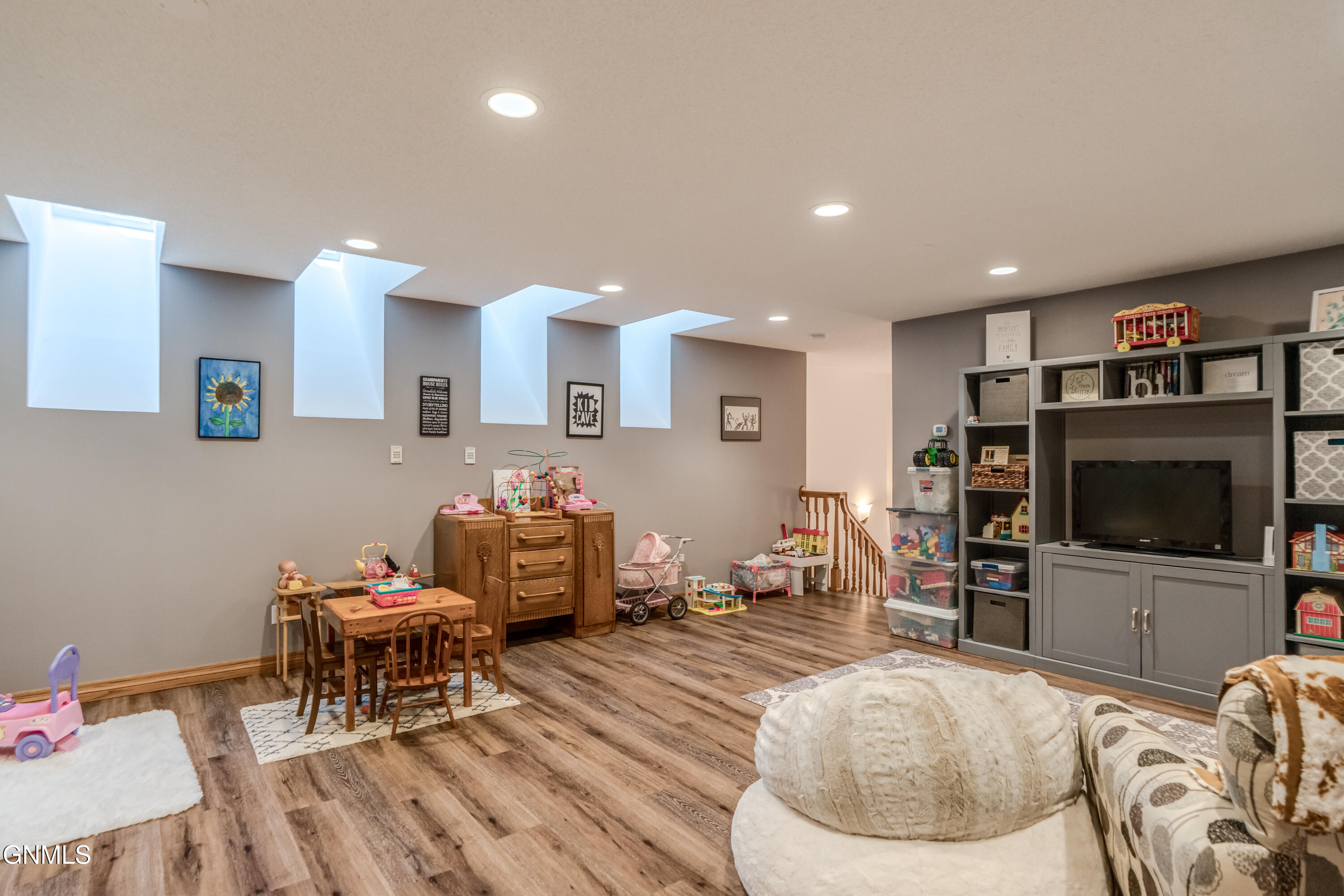 main property photo 55