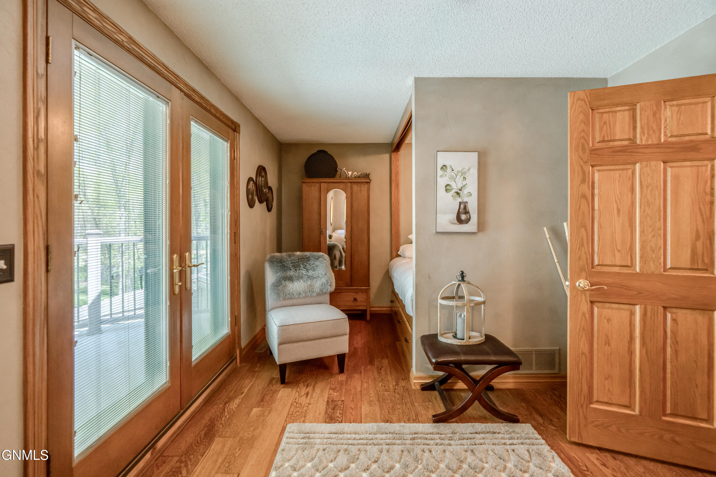 main property photo 59