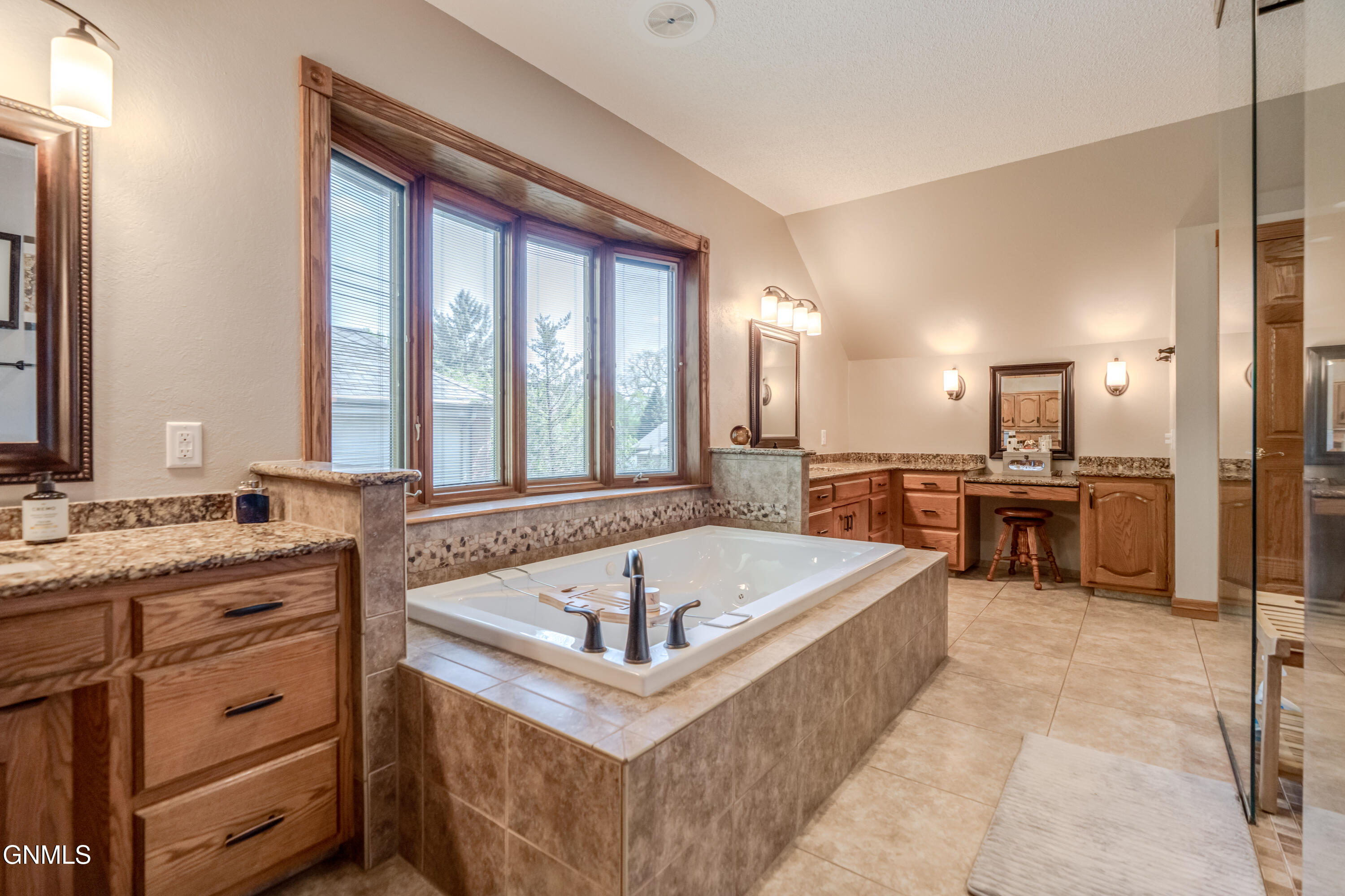 main property photo 73