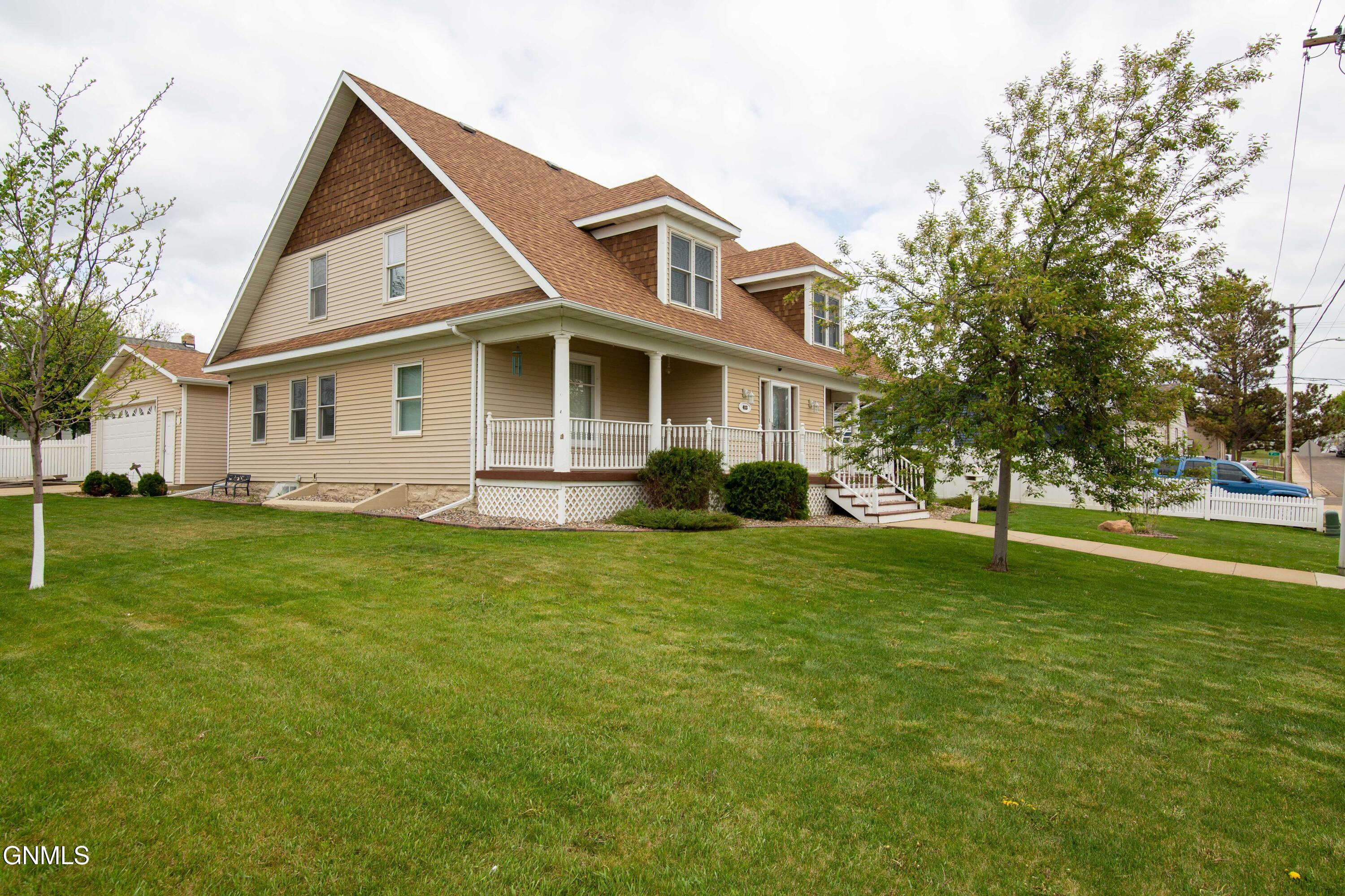main property photo 52