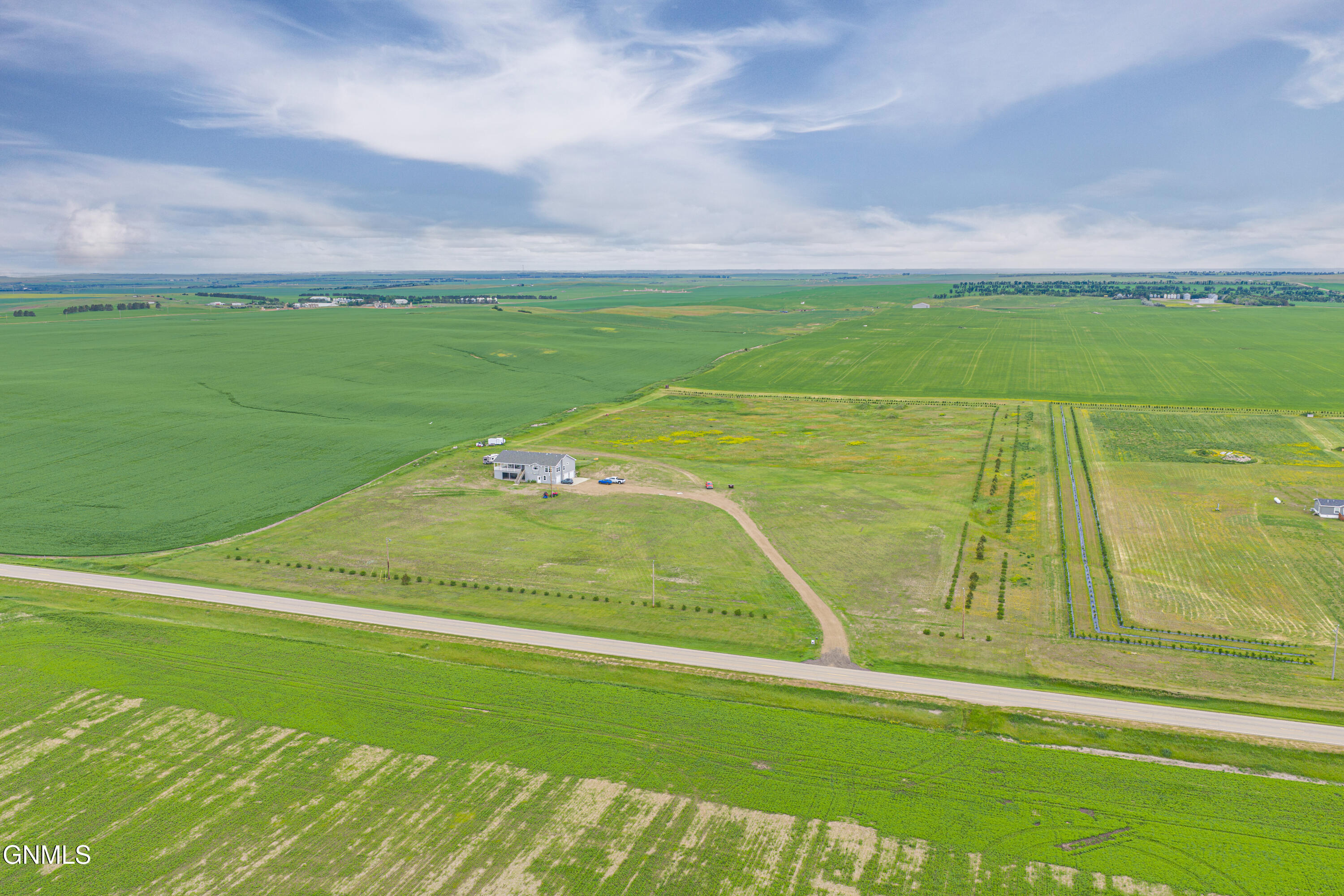 main property photo 43