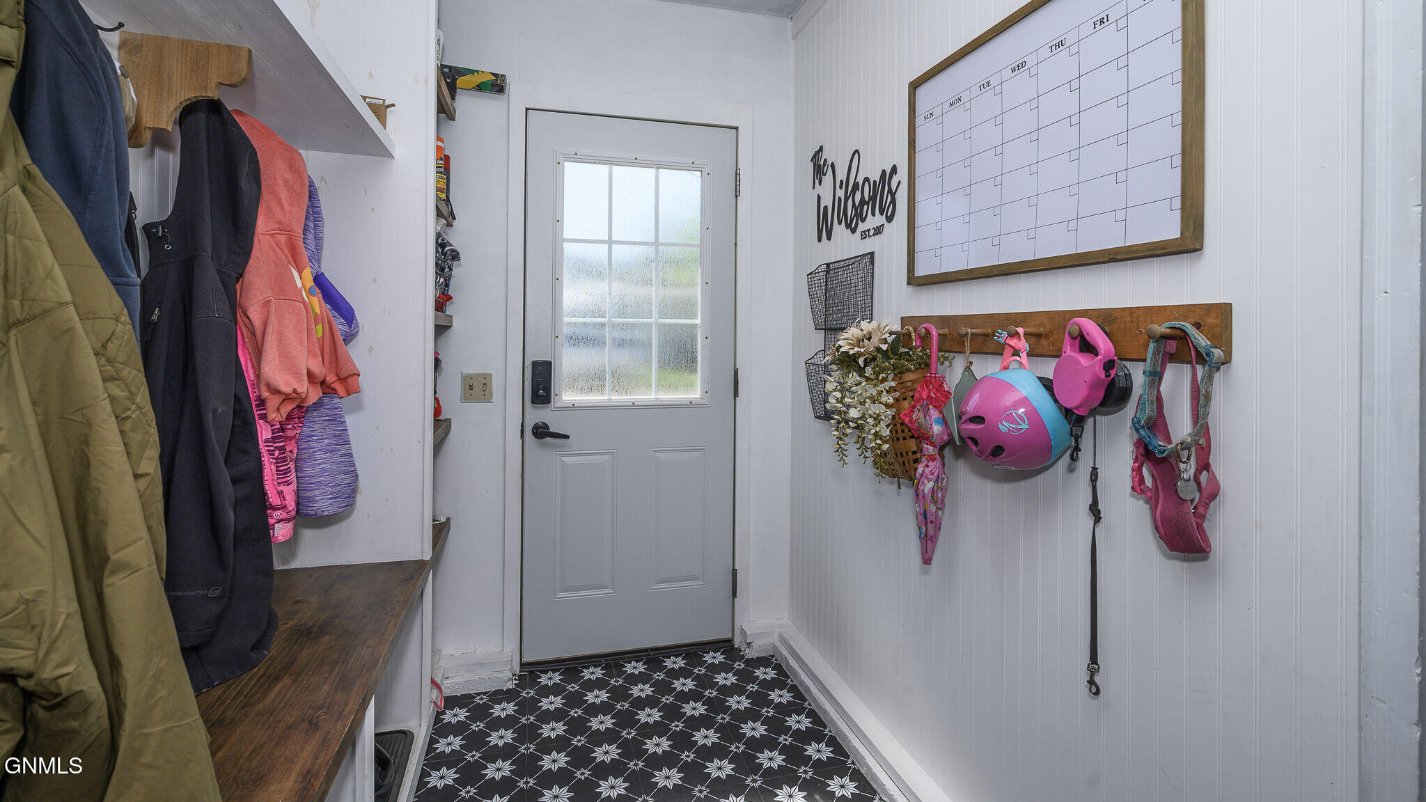 main property photo 17