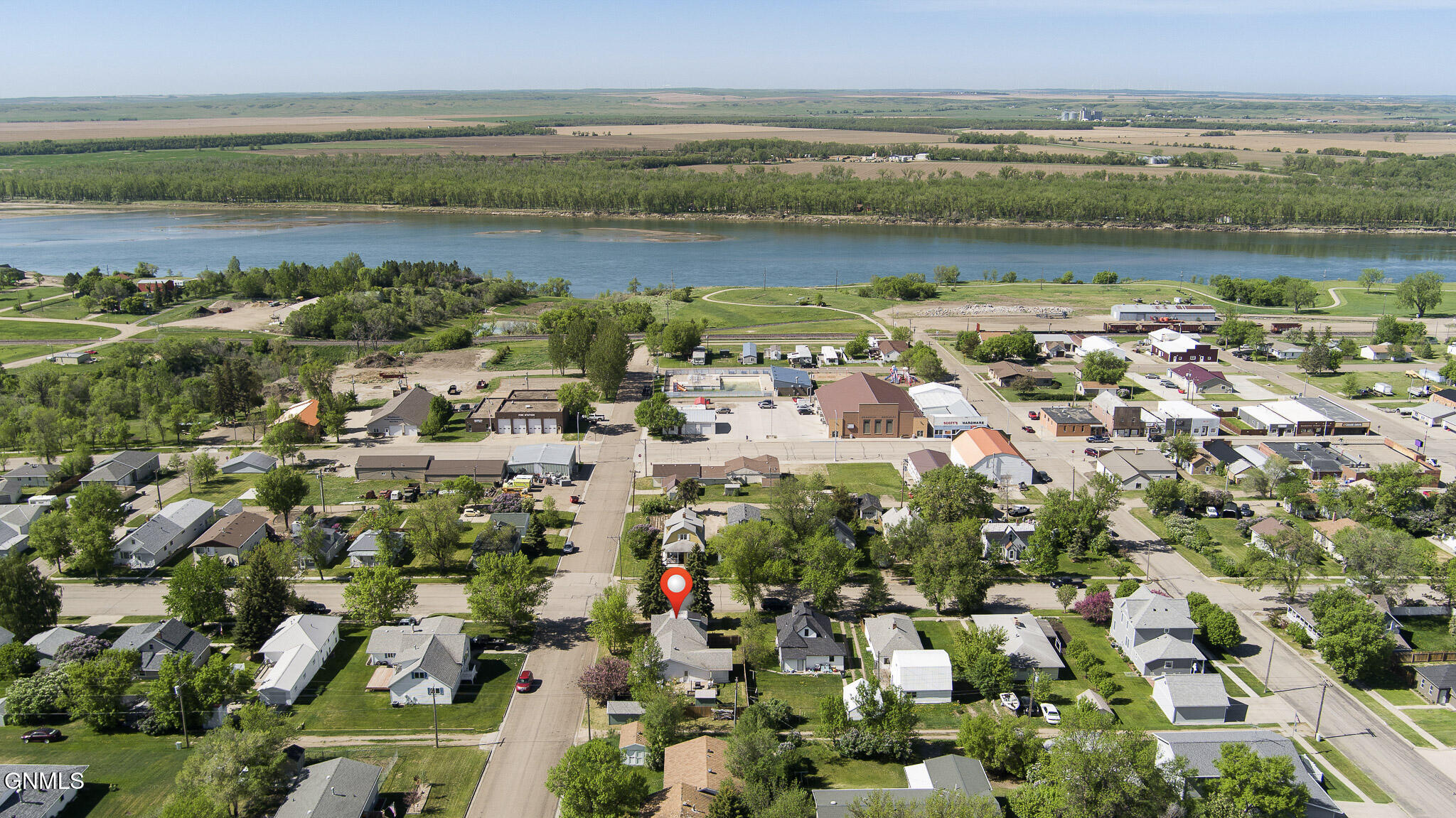 main property photo 42