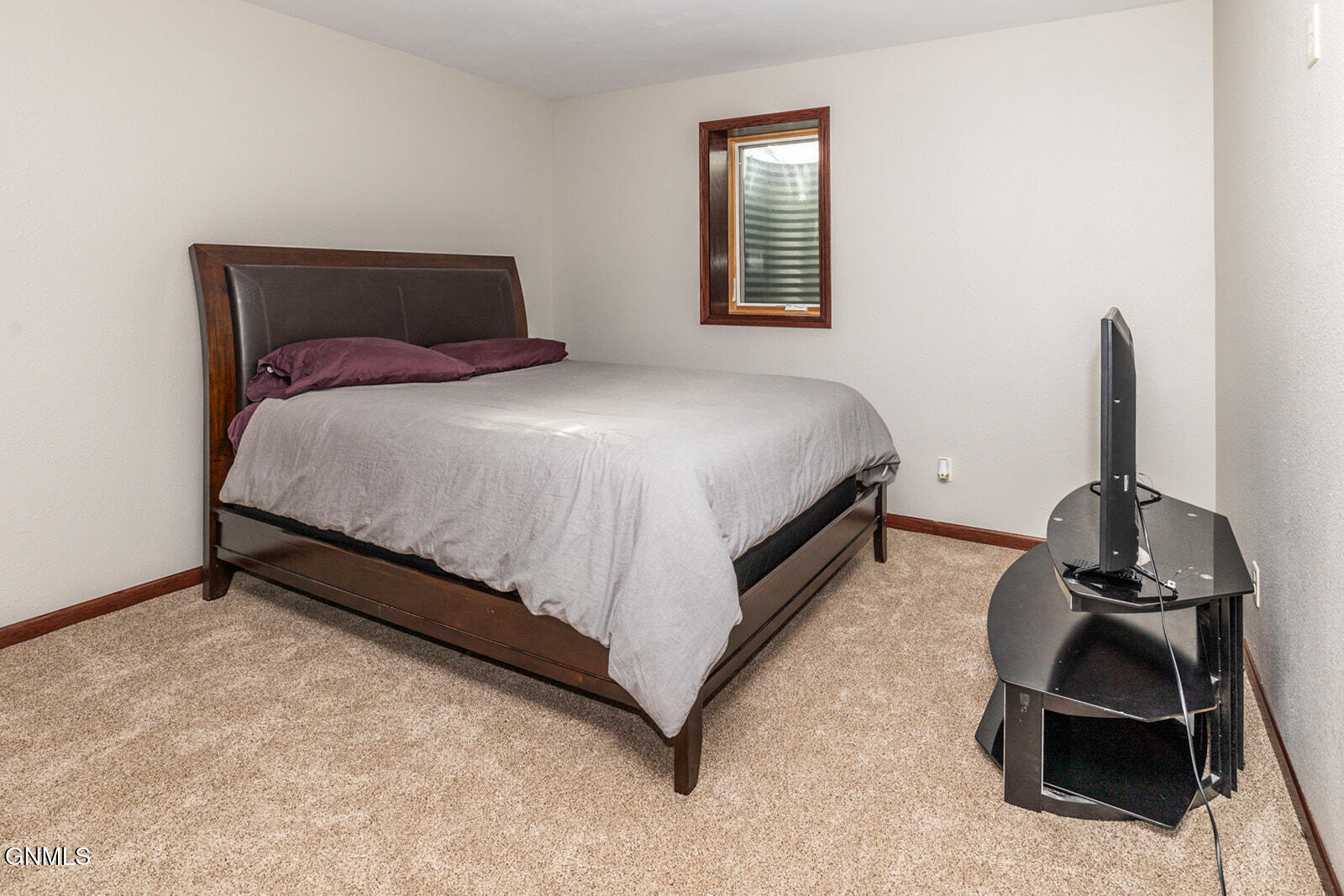 property viewer photo 27