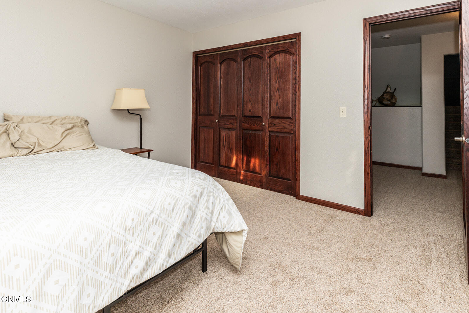property viewer photo 30