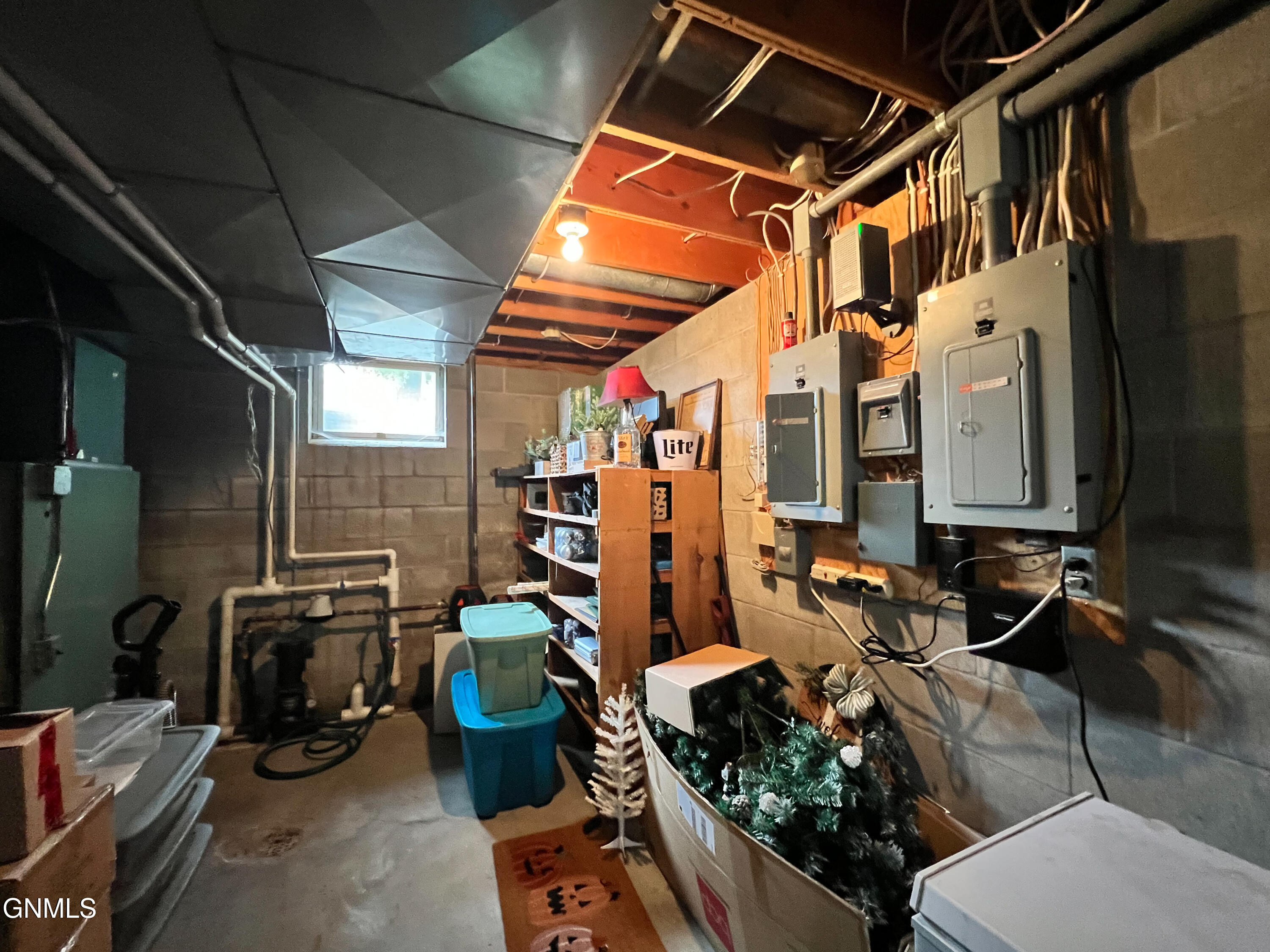 main property photo 44