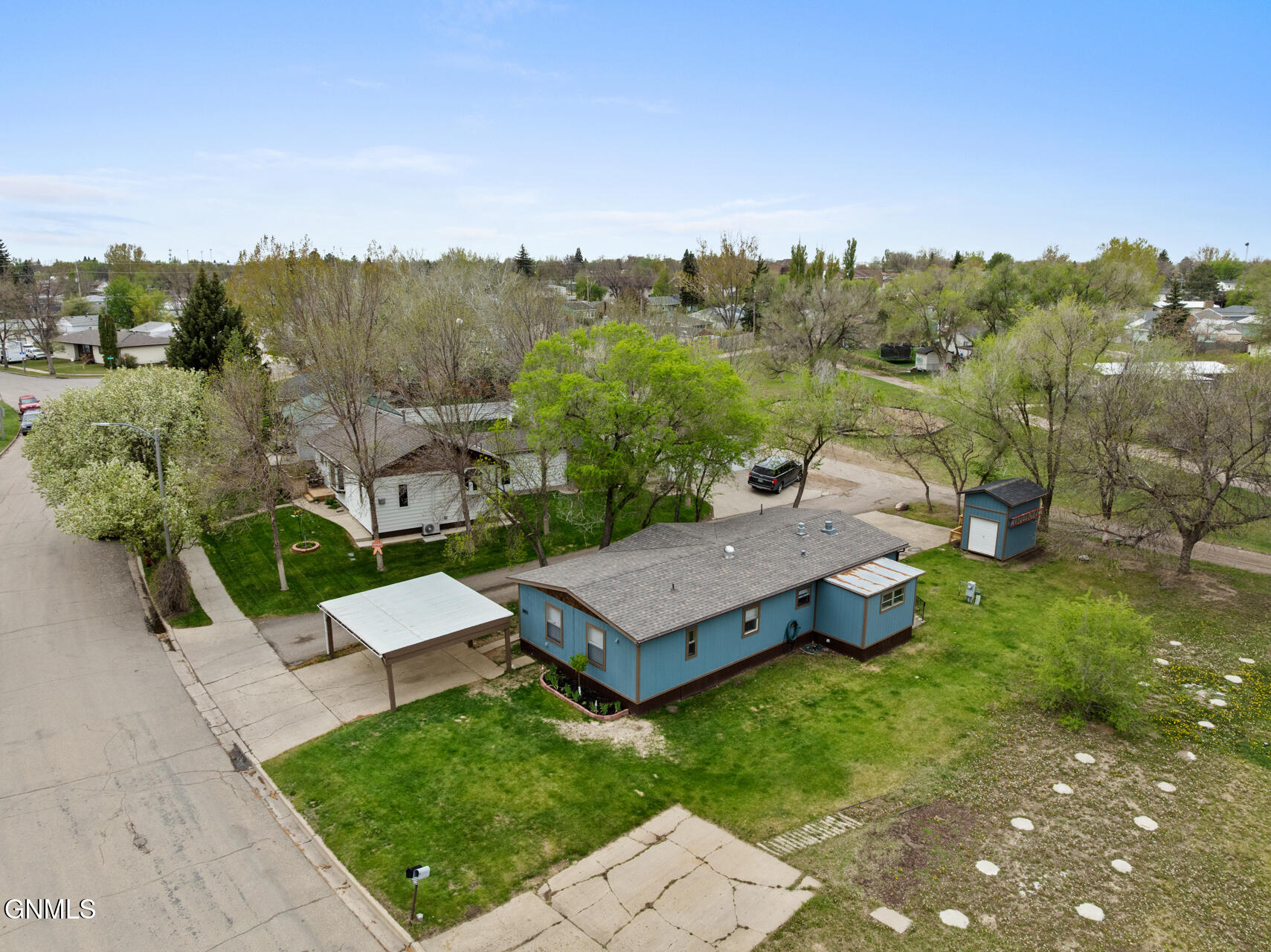 main property photo 3