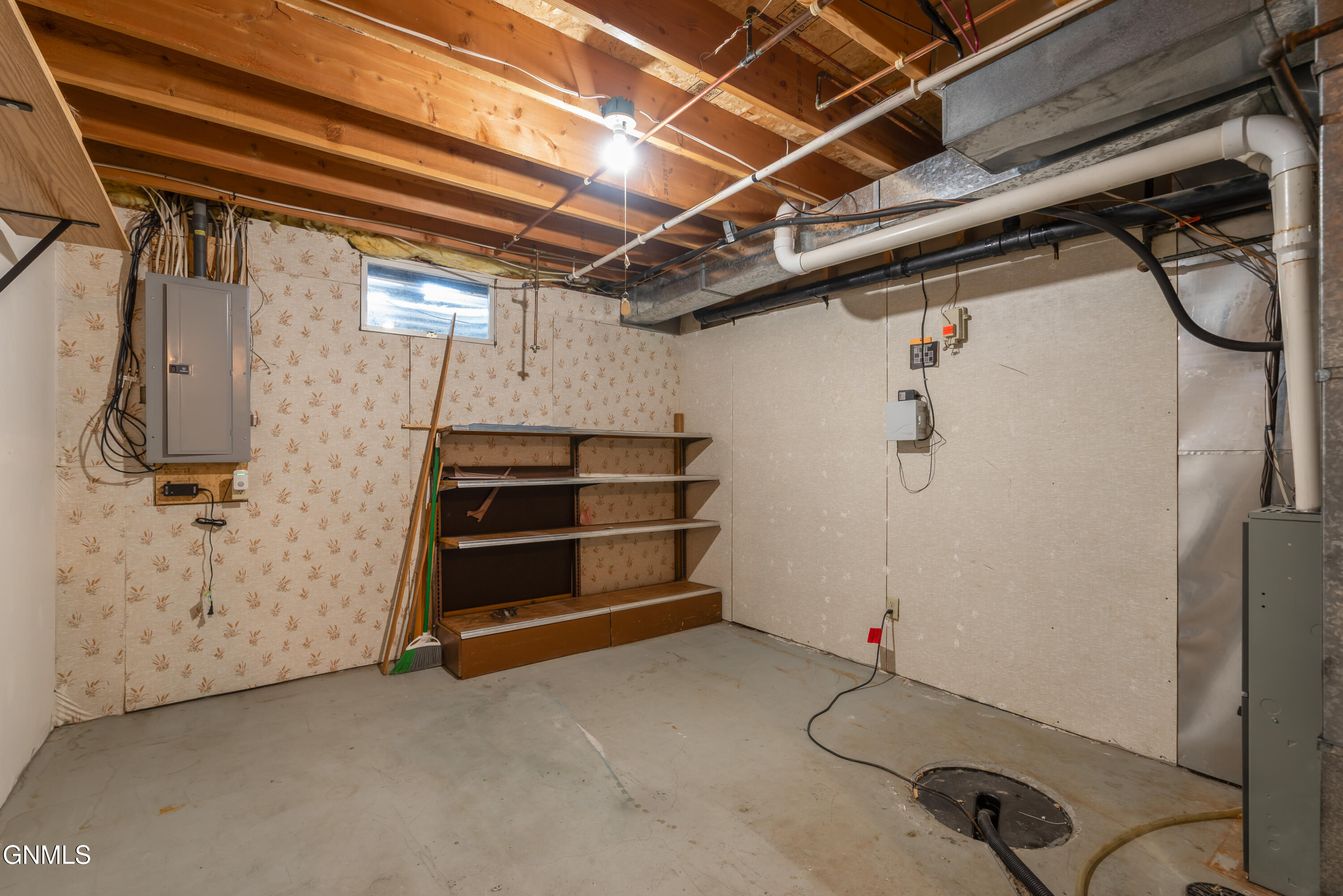 property viewer photo 23