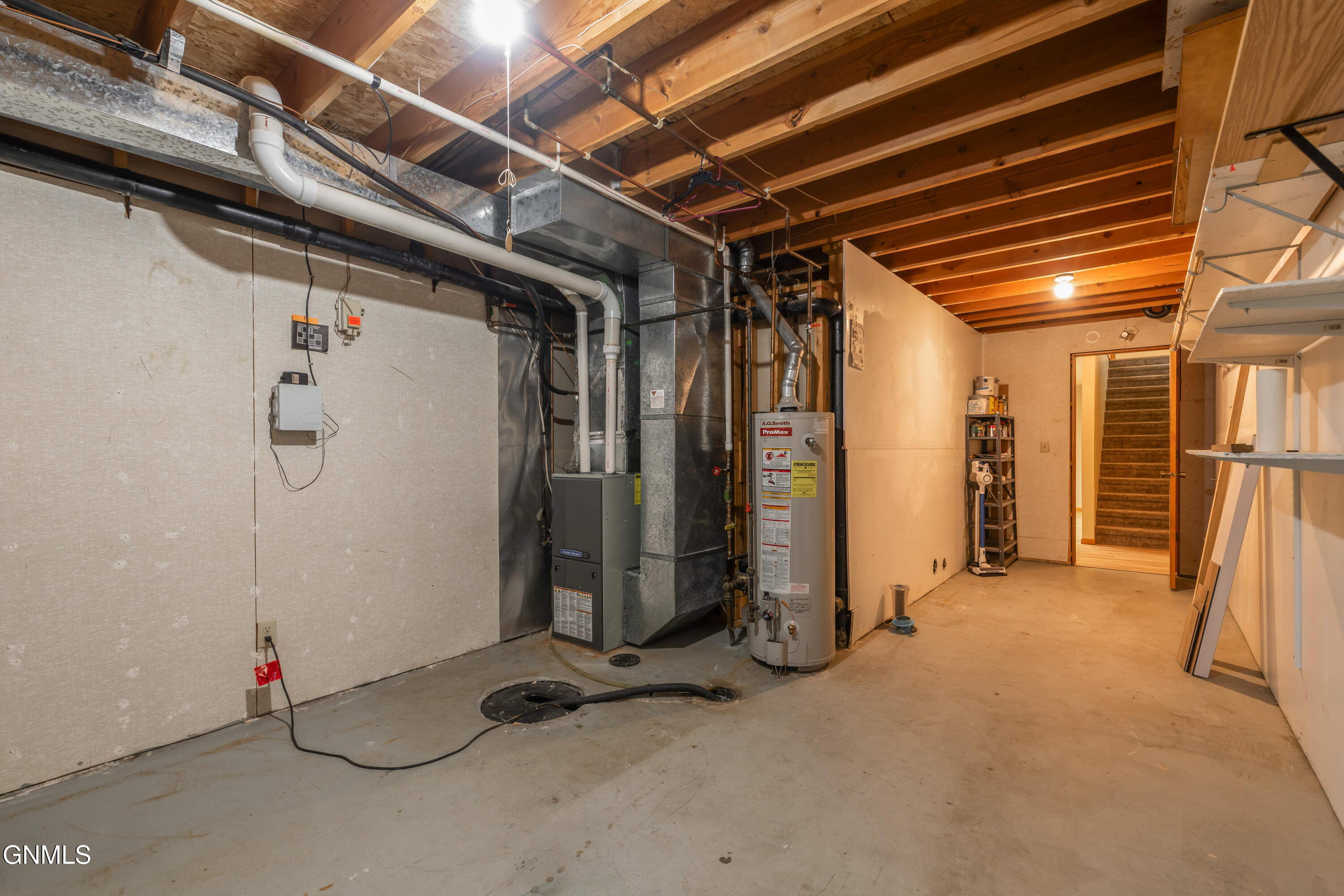 property viewer photo 24